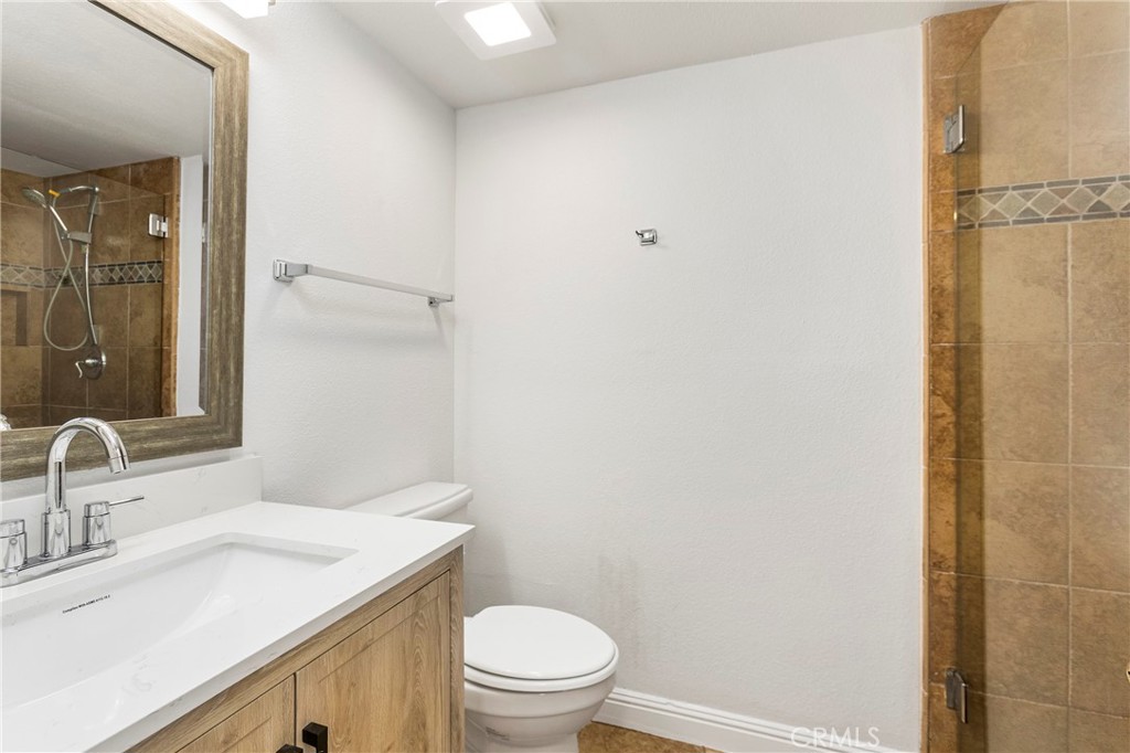 23821 Hillhurst Dr 29