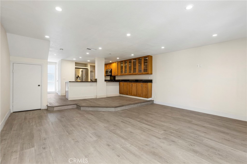 23821 Hillhurst Dr 29