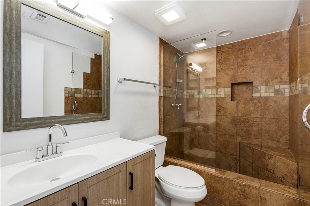 23821 Hillhurst Dr 29