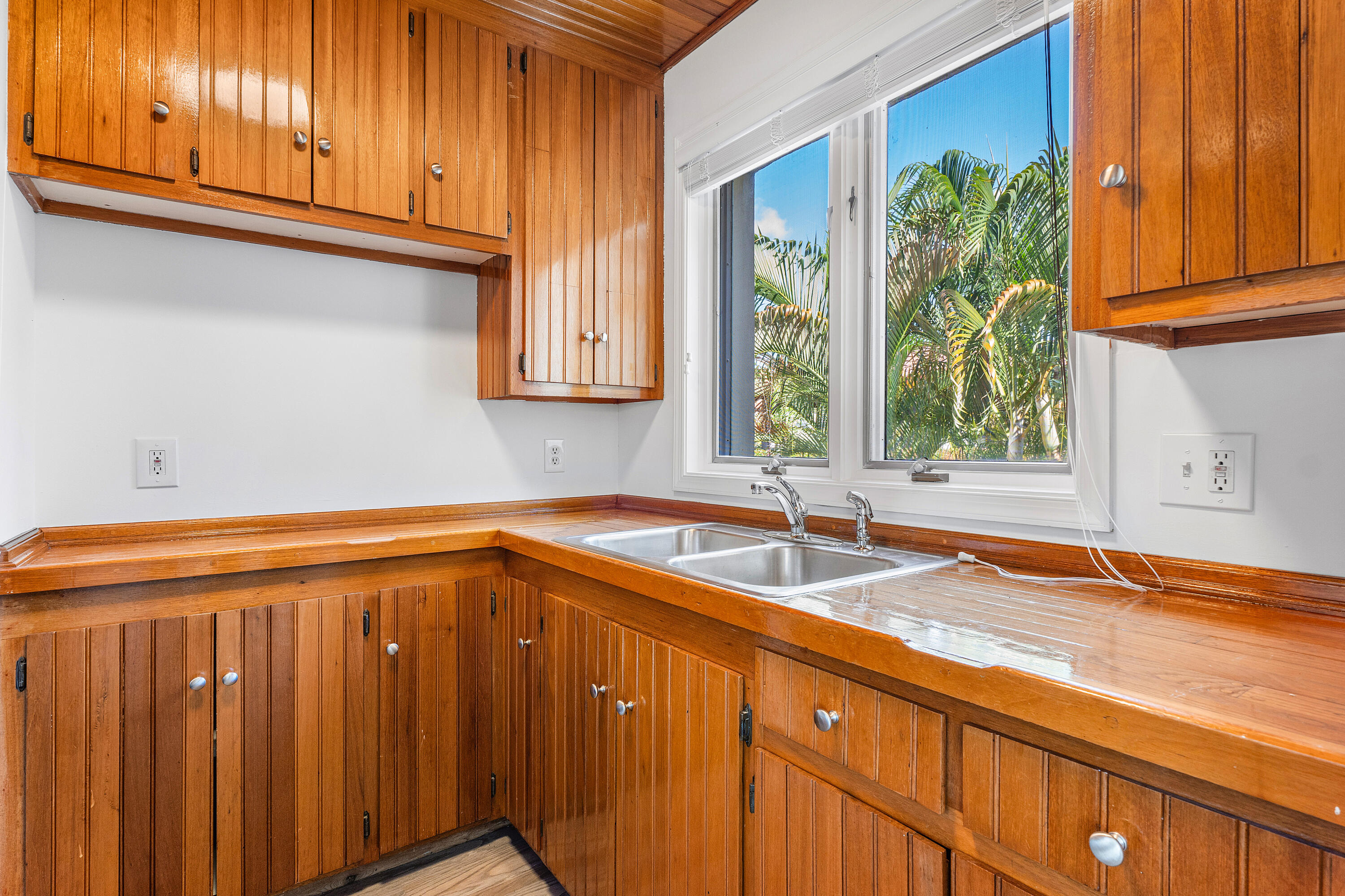 1200 E Atlantic Avenue 1208a