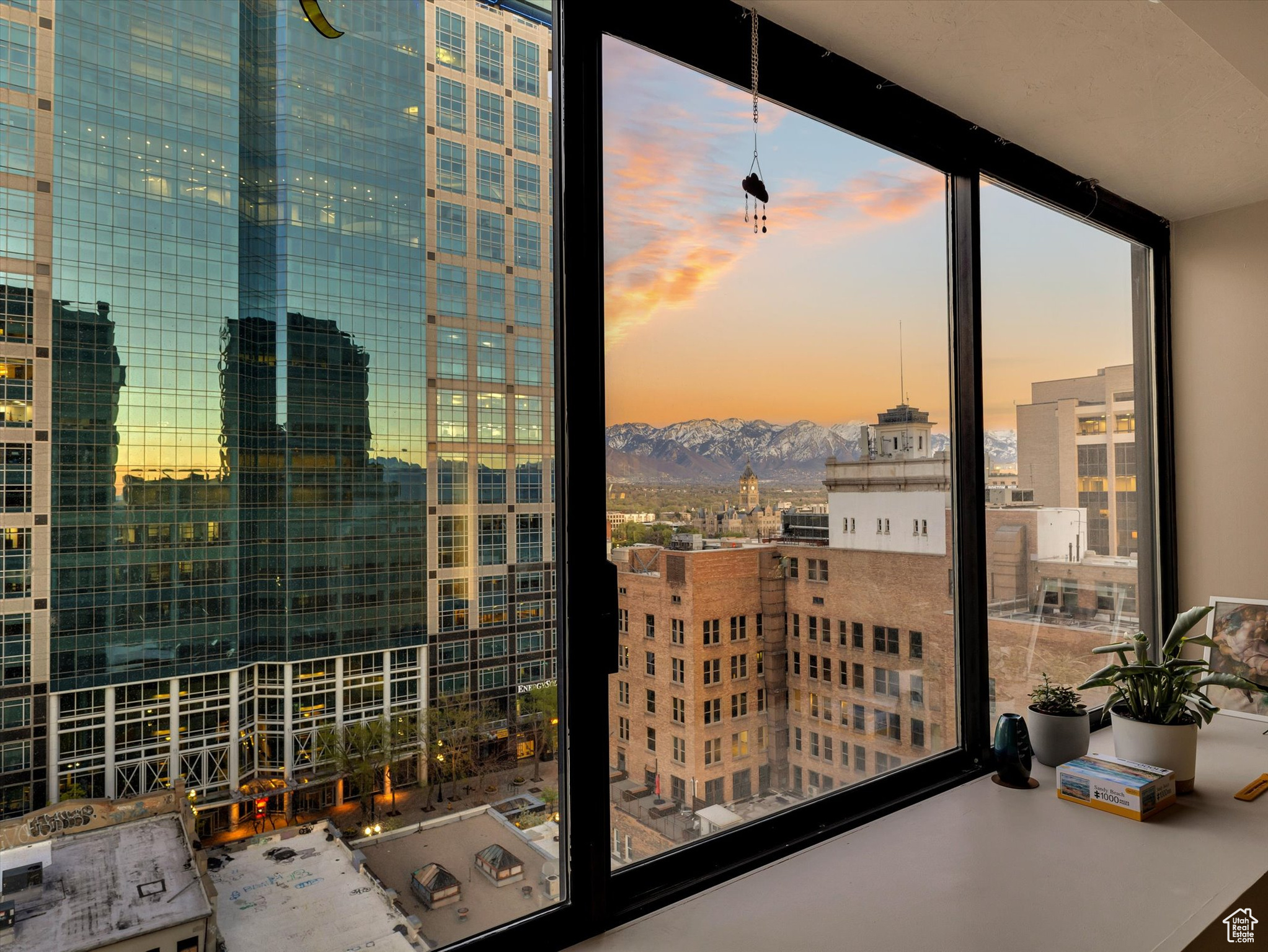 48 W BROADWAY #1401 N