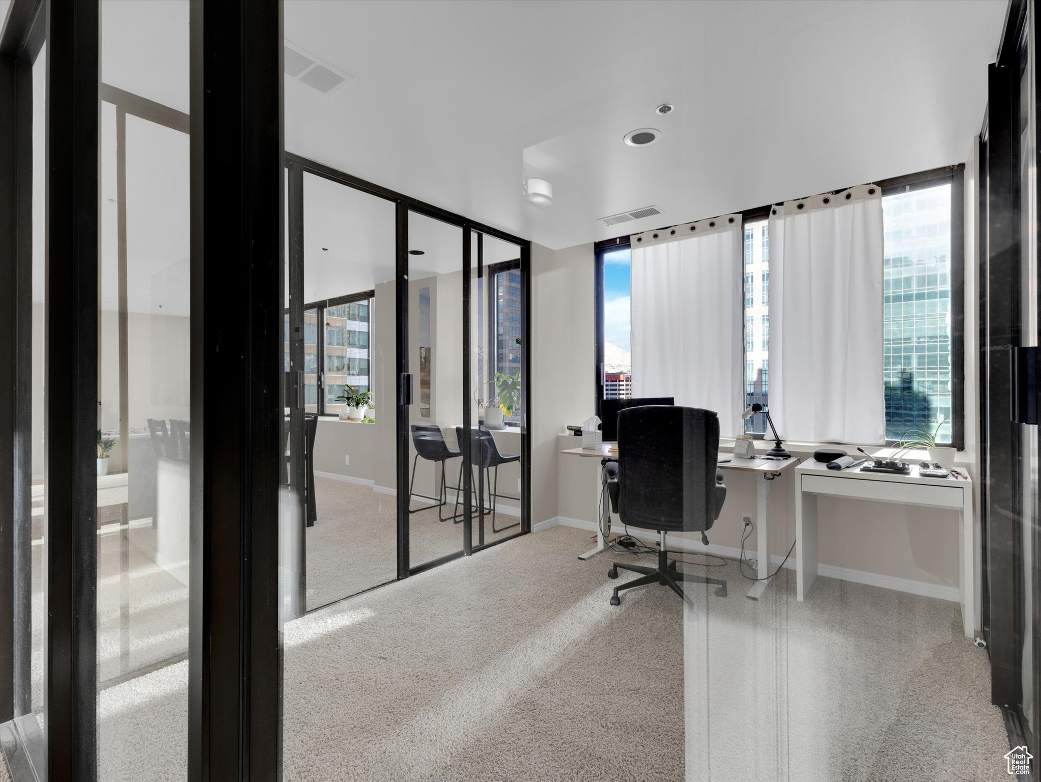 48 W BROADWAY #1401 N