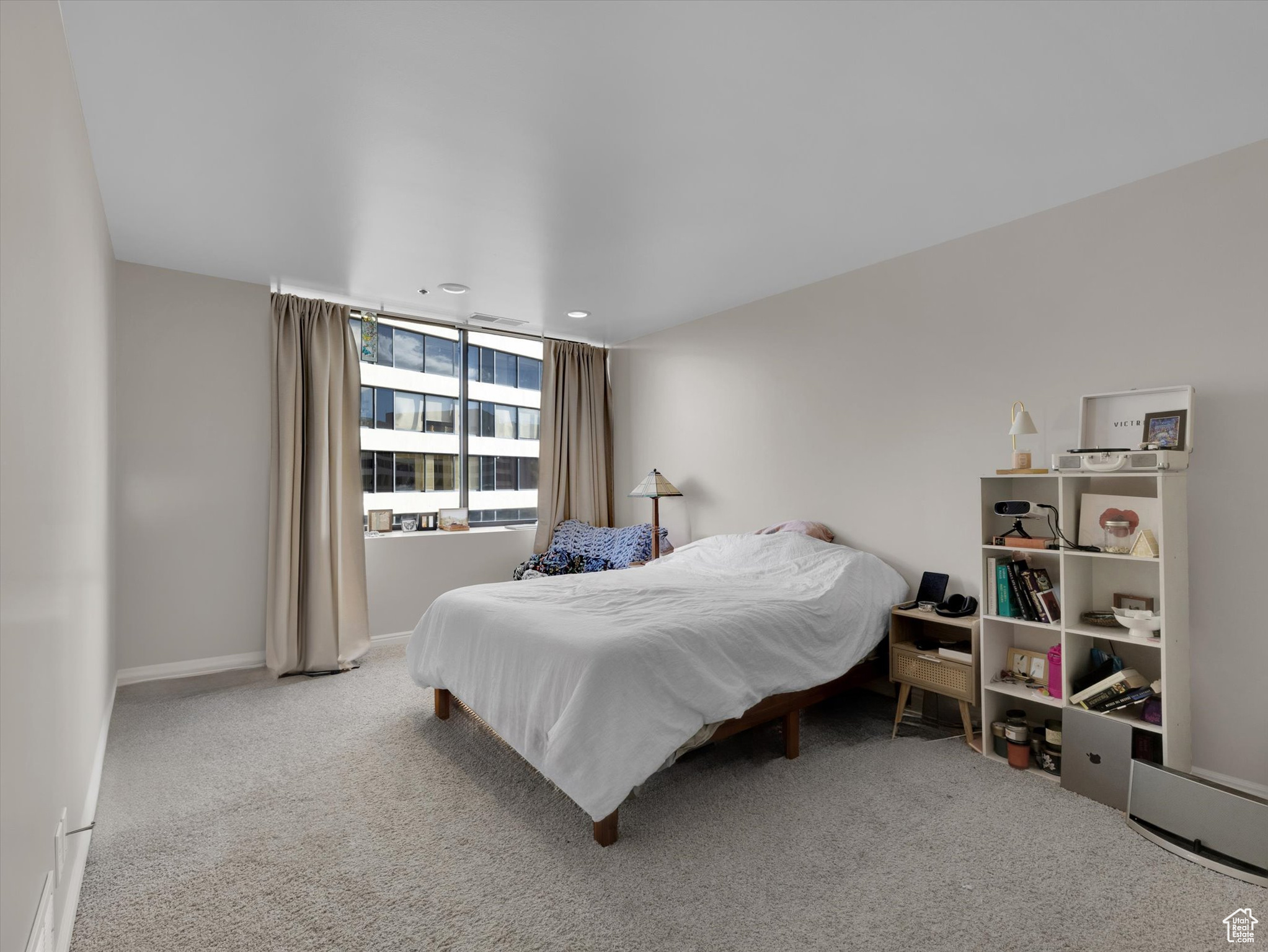 48 W BROADWAY #1401 N