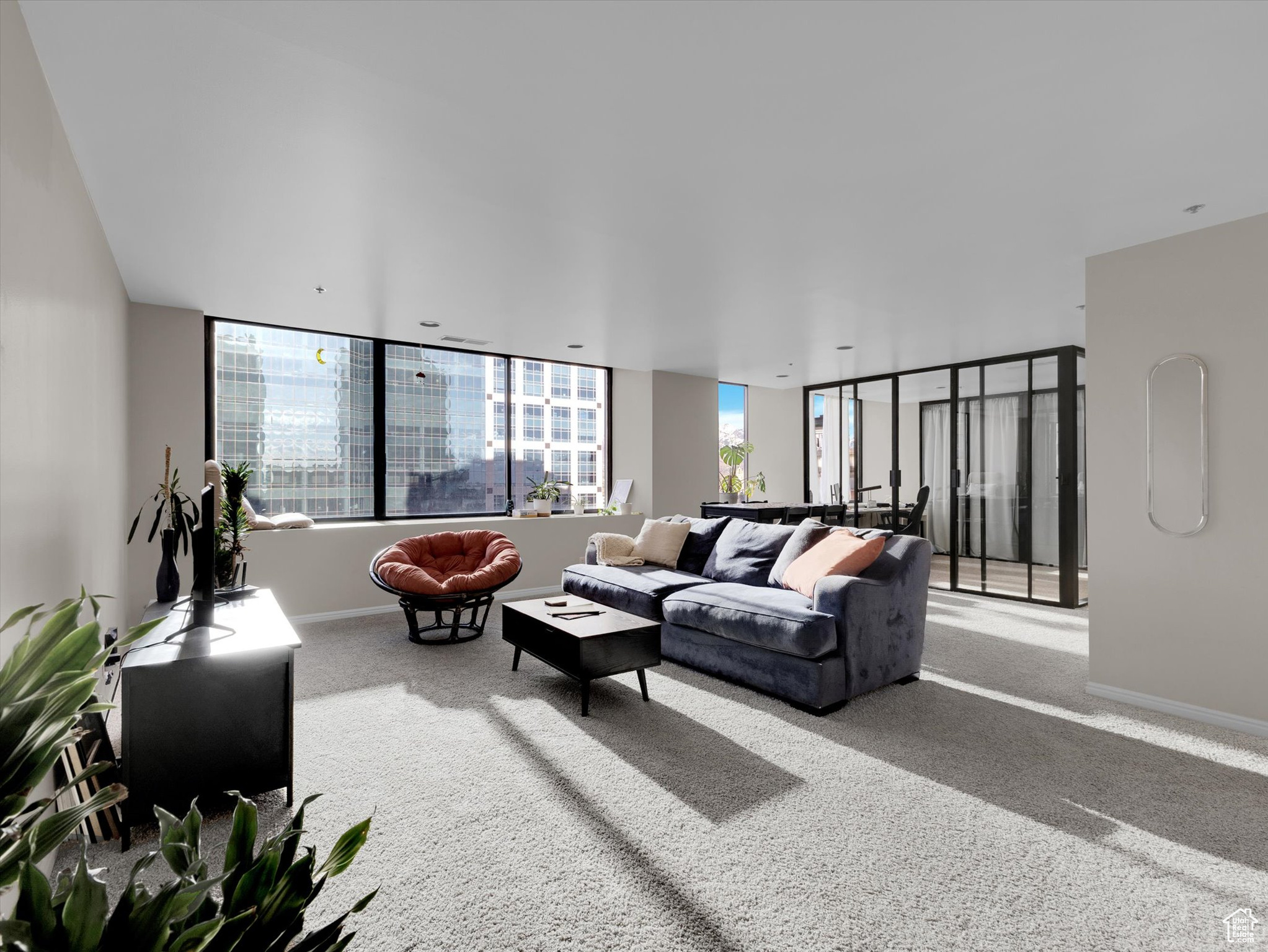 48 W BROADWAY #1401 N