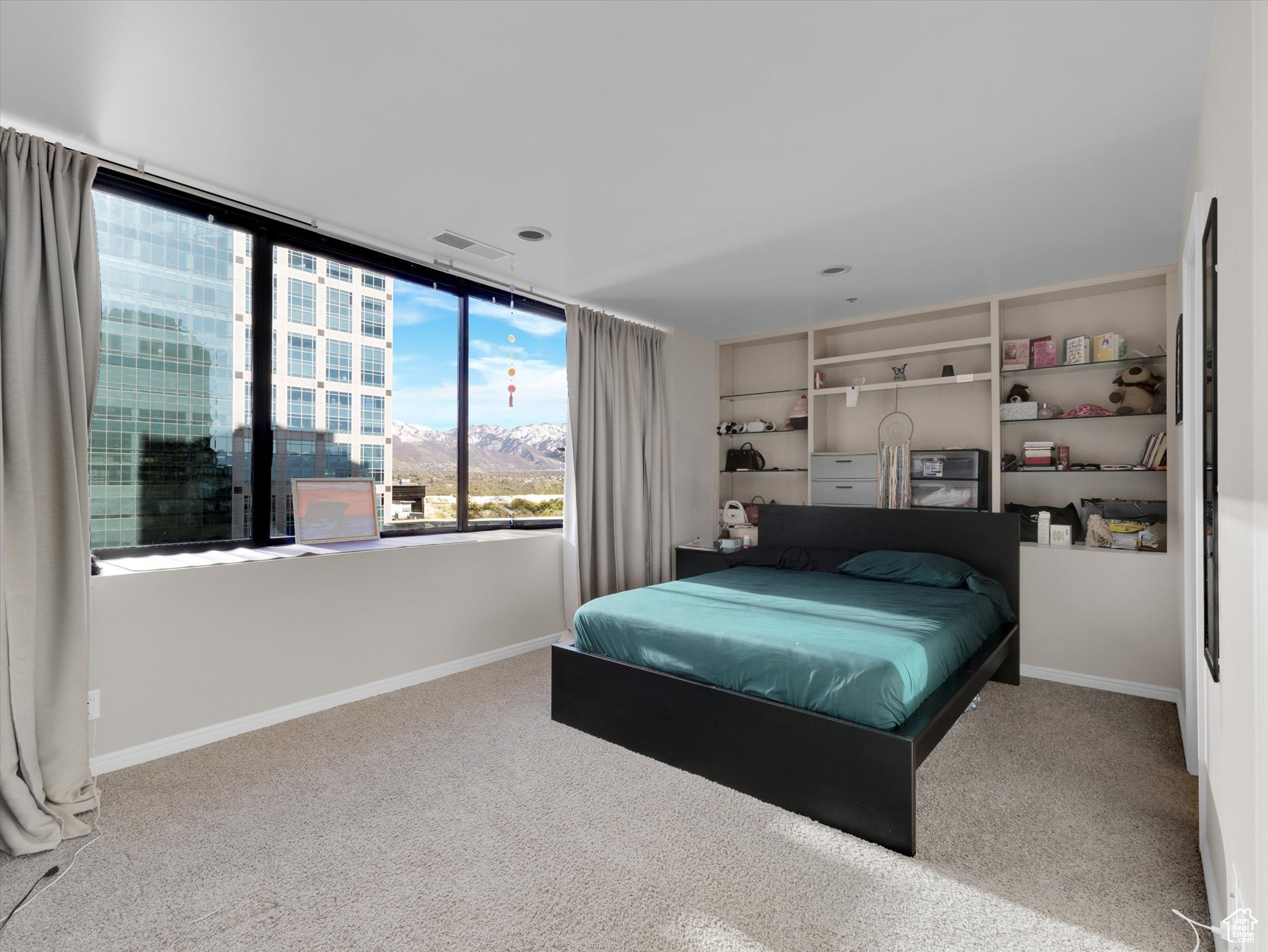 48 W BROADWAY #1401 N