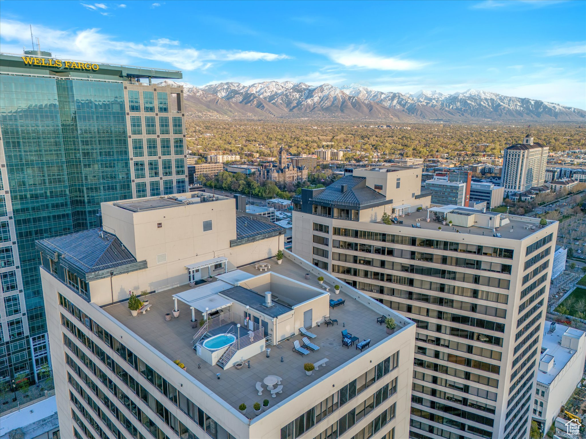 48 W BROADWAY #1401 N