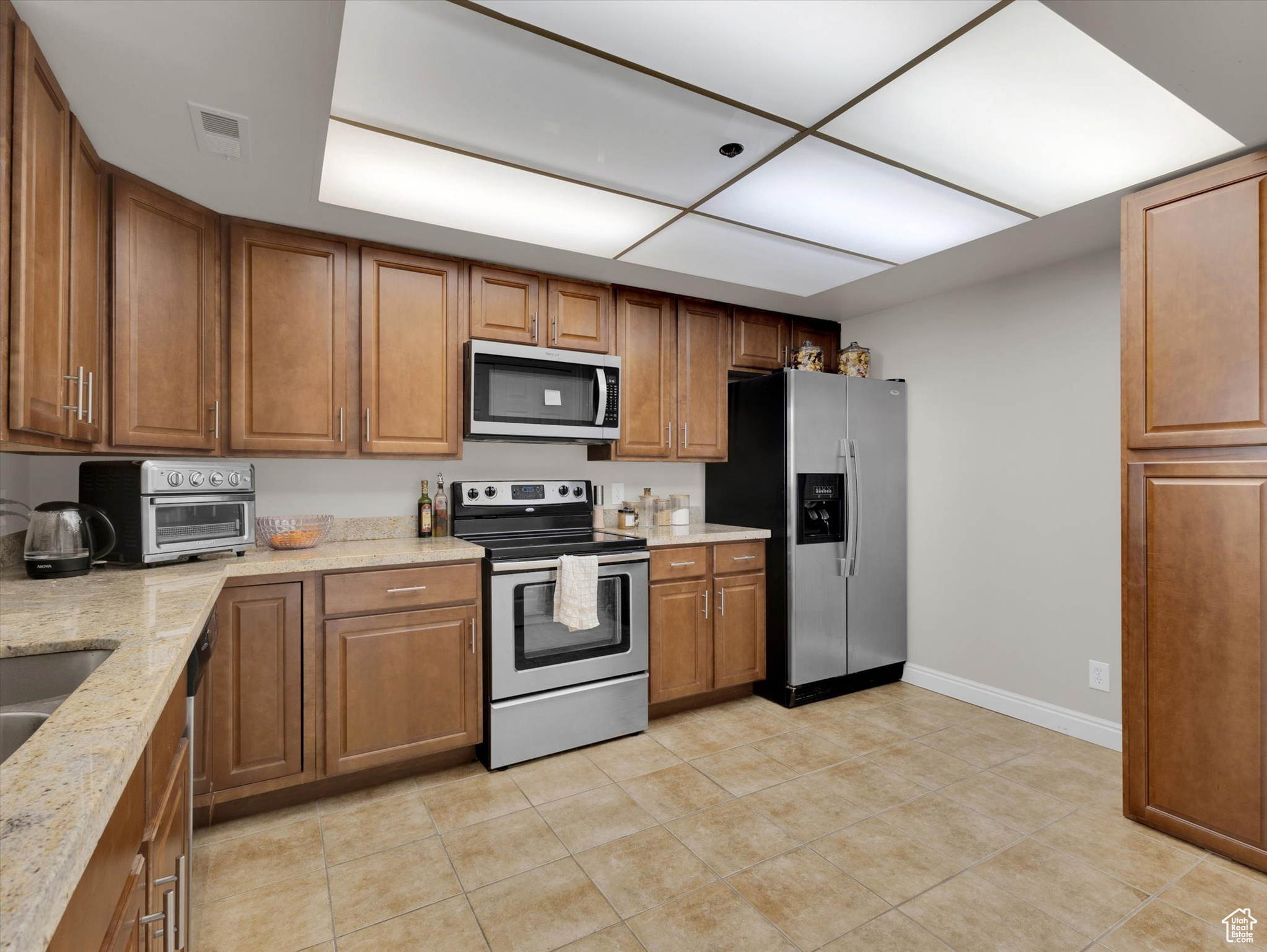 48 W BROADWAY #1401 N