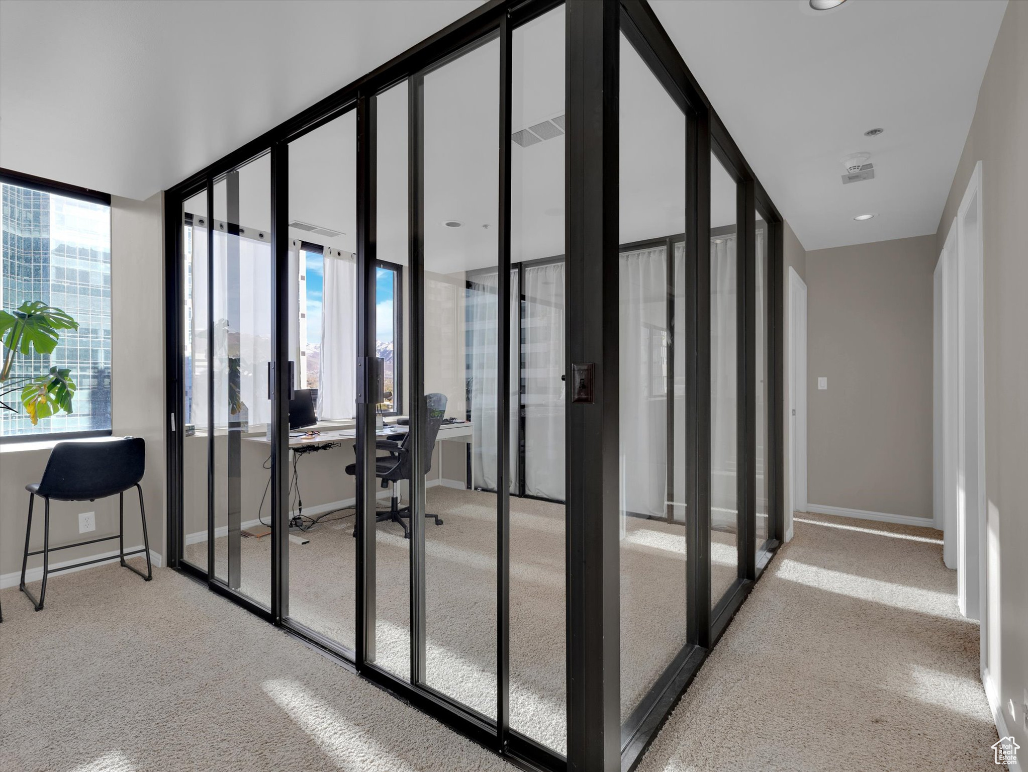 48 W BROADWAY #1401 N