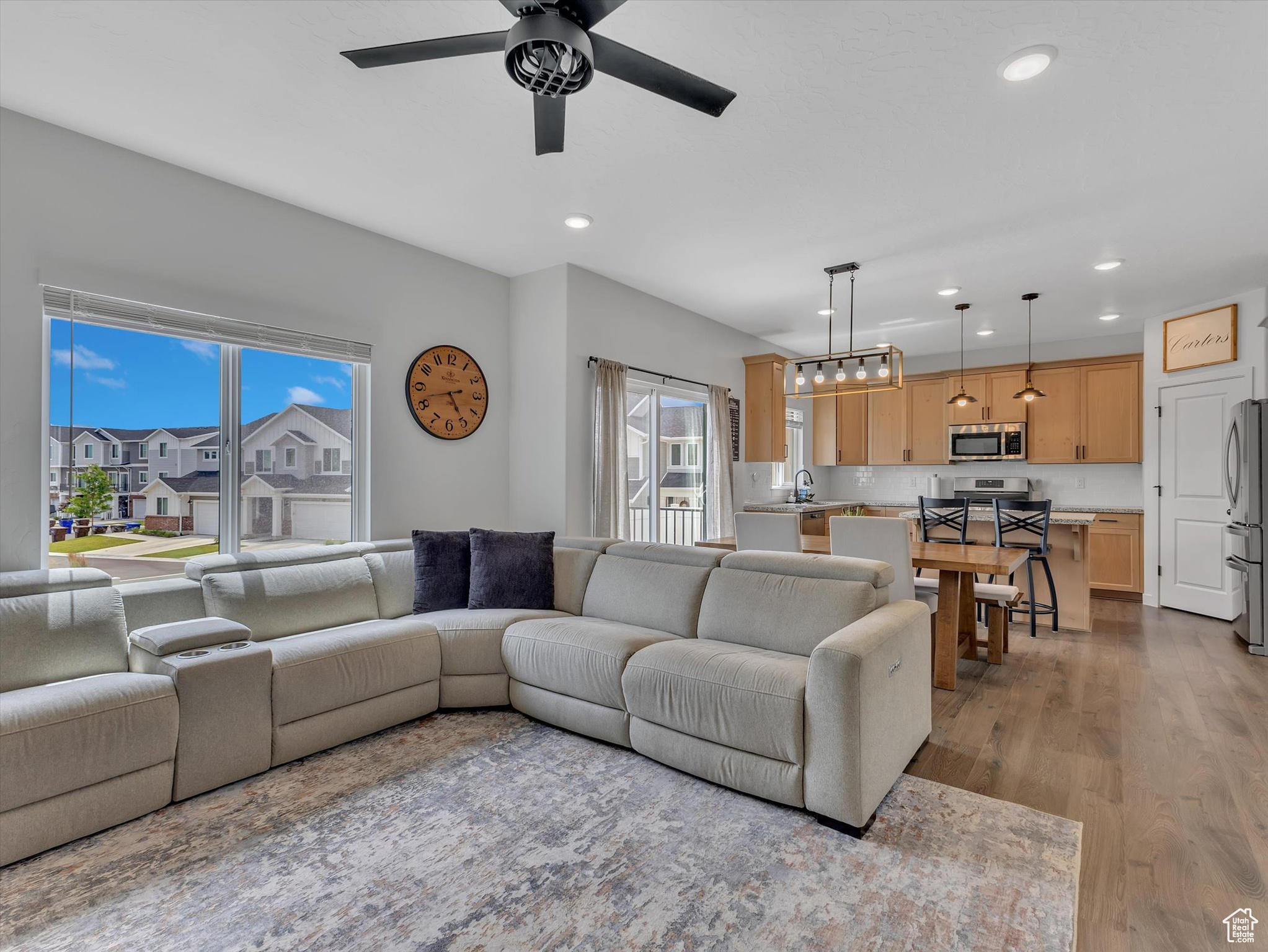 12825 S QUAIL LAKE DR