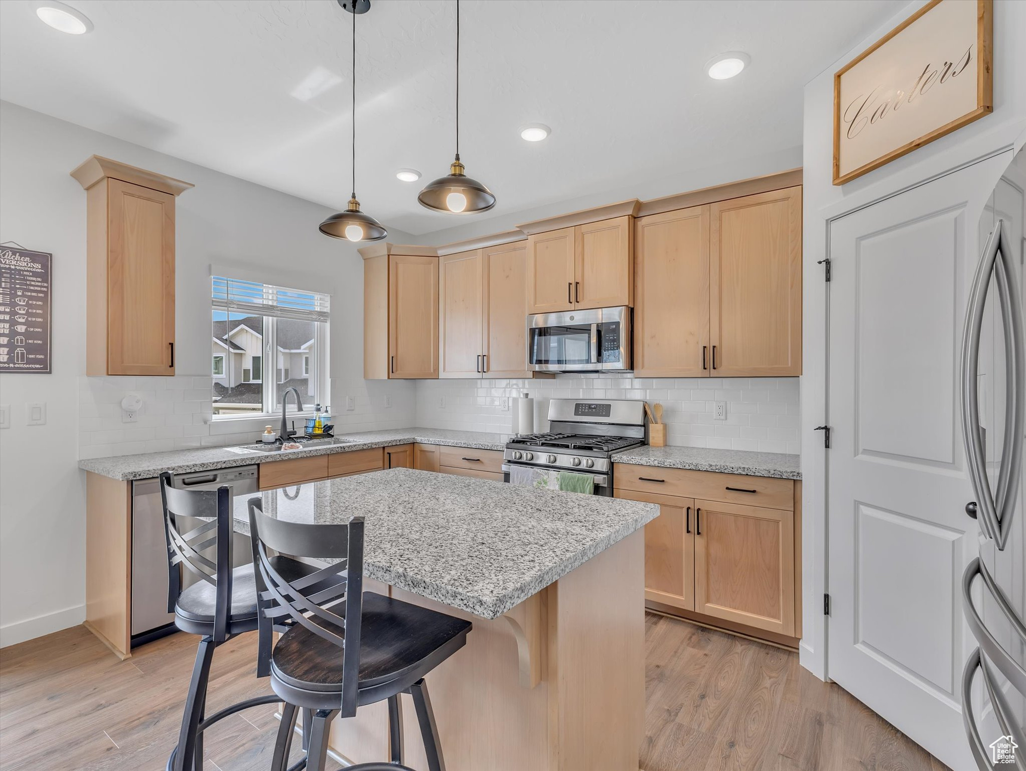 12825 S QUAIL LAKE DR