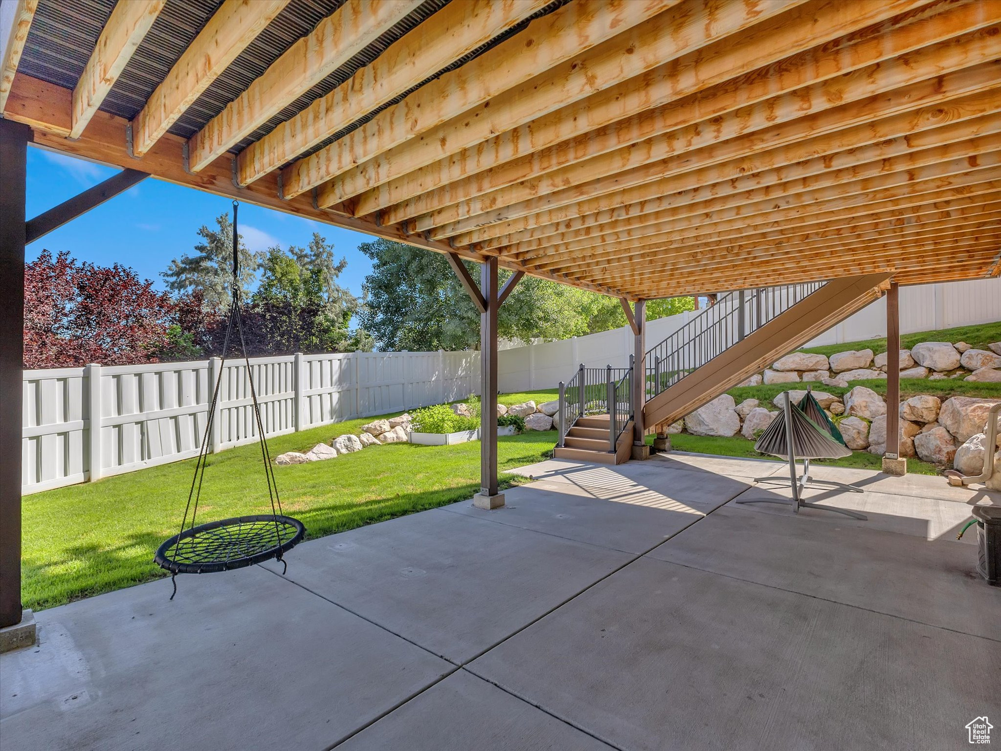 425 E BREW RD