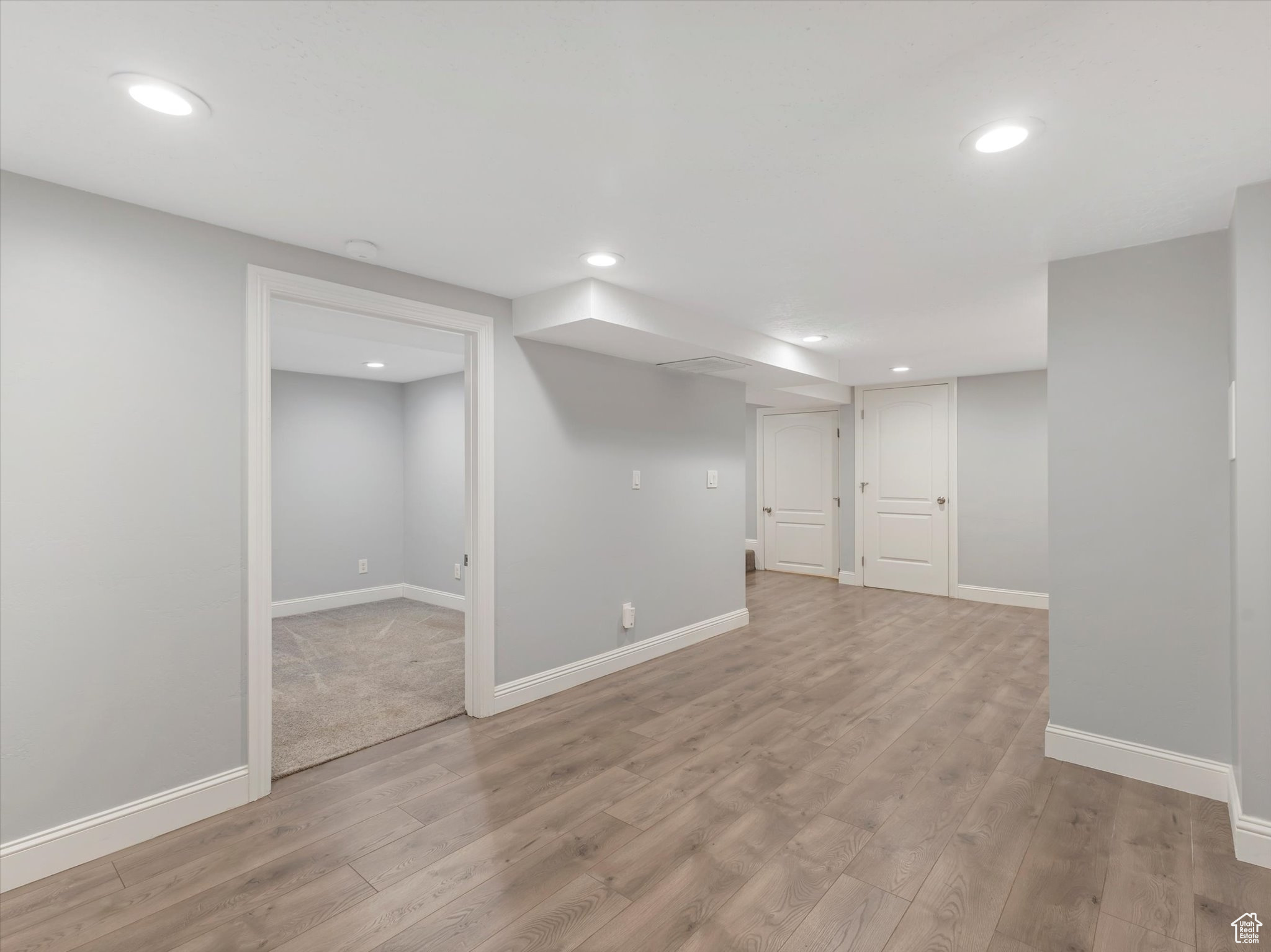 850 E ELM AVE