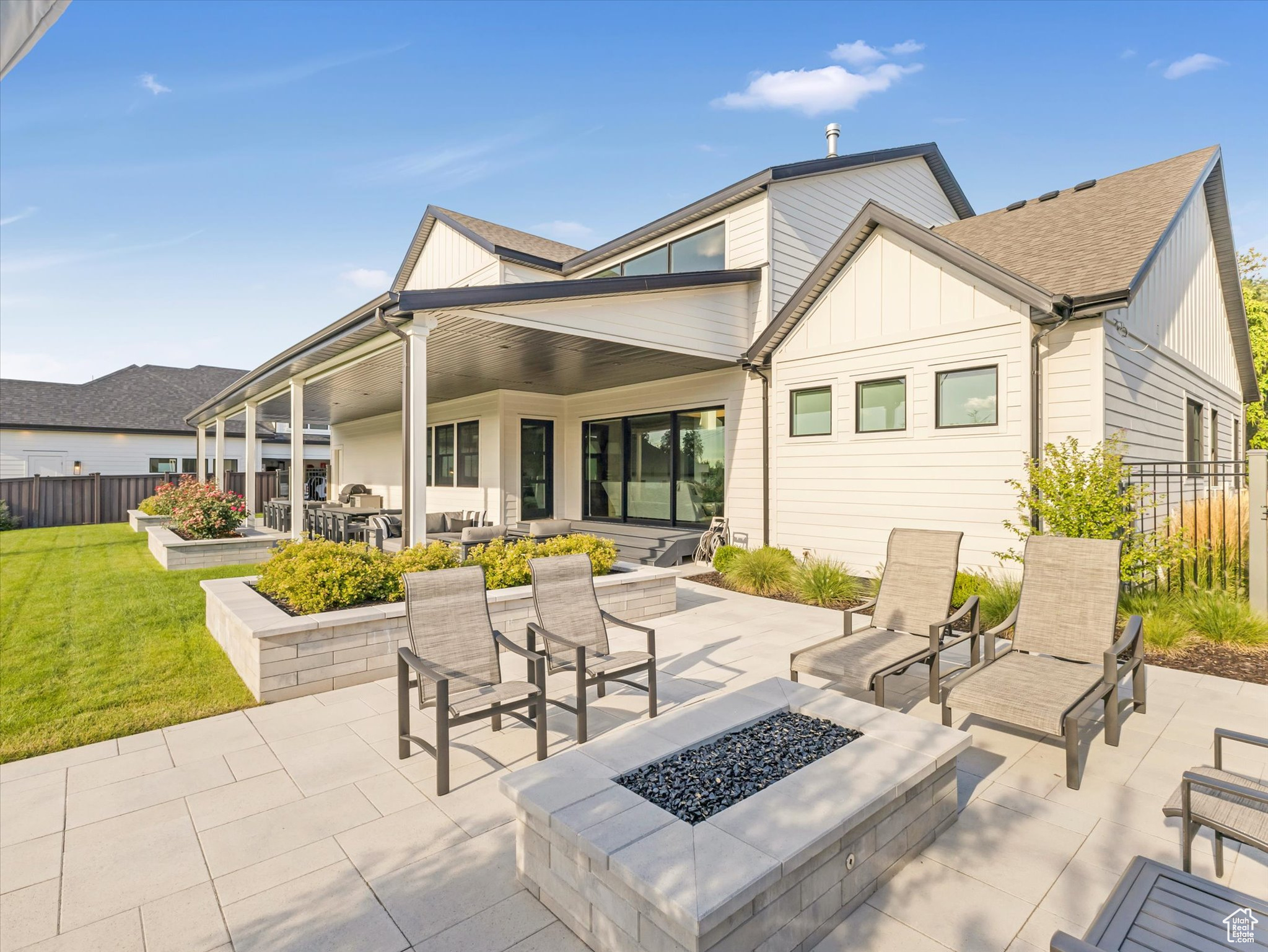 8138 S WILLOW CREEK CV