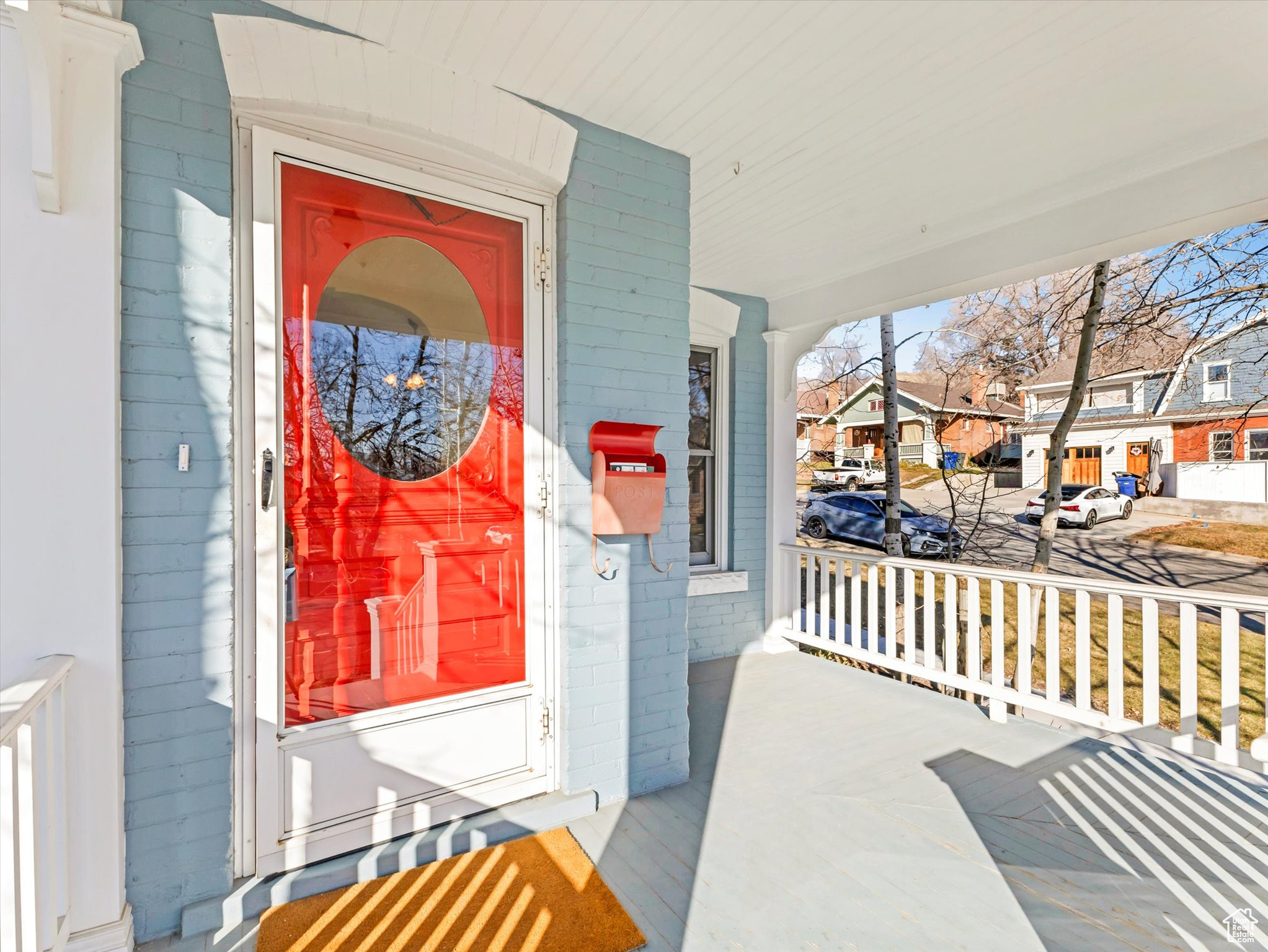 1137 E 3RD AVE