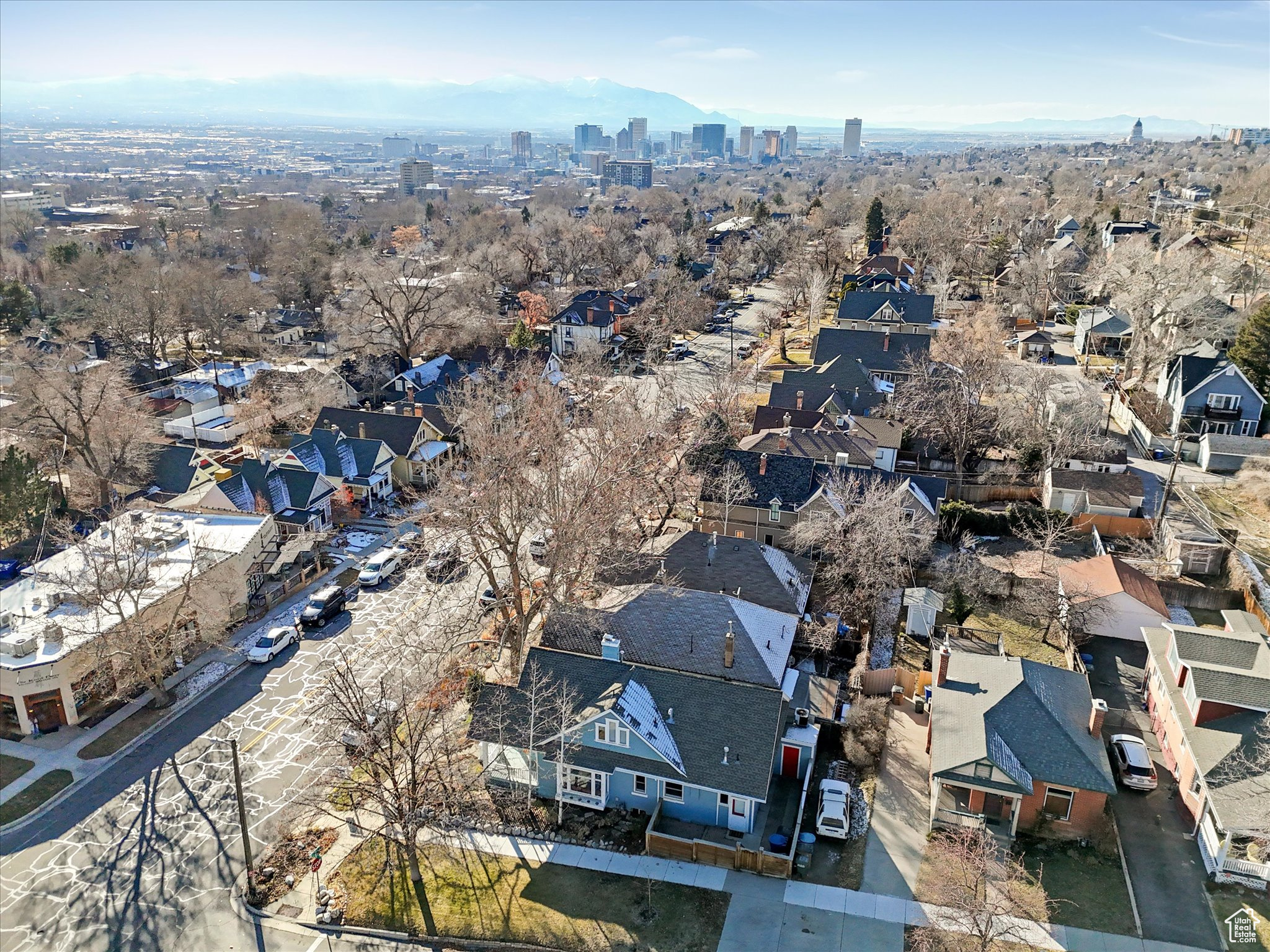 1137 E 3RD AVE