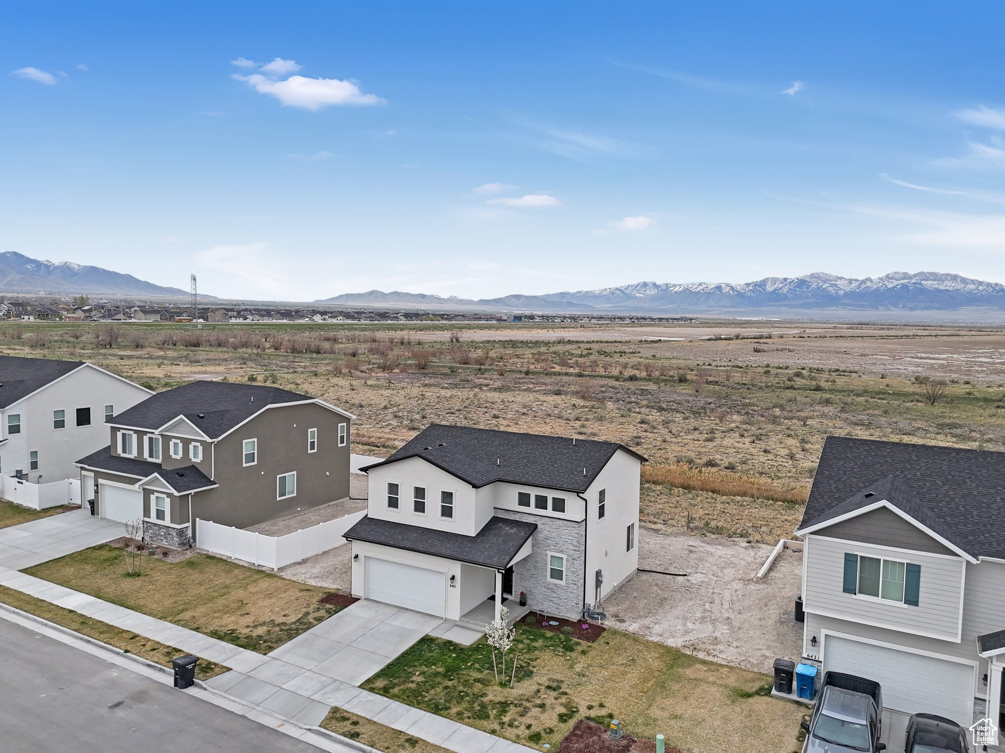 6411 N WILD MARE WAY