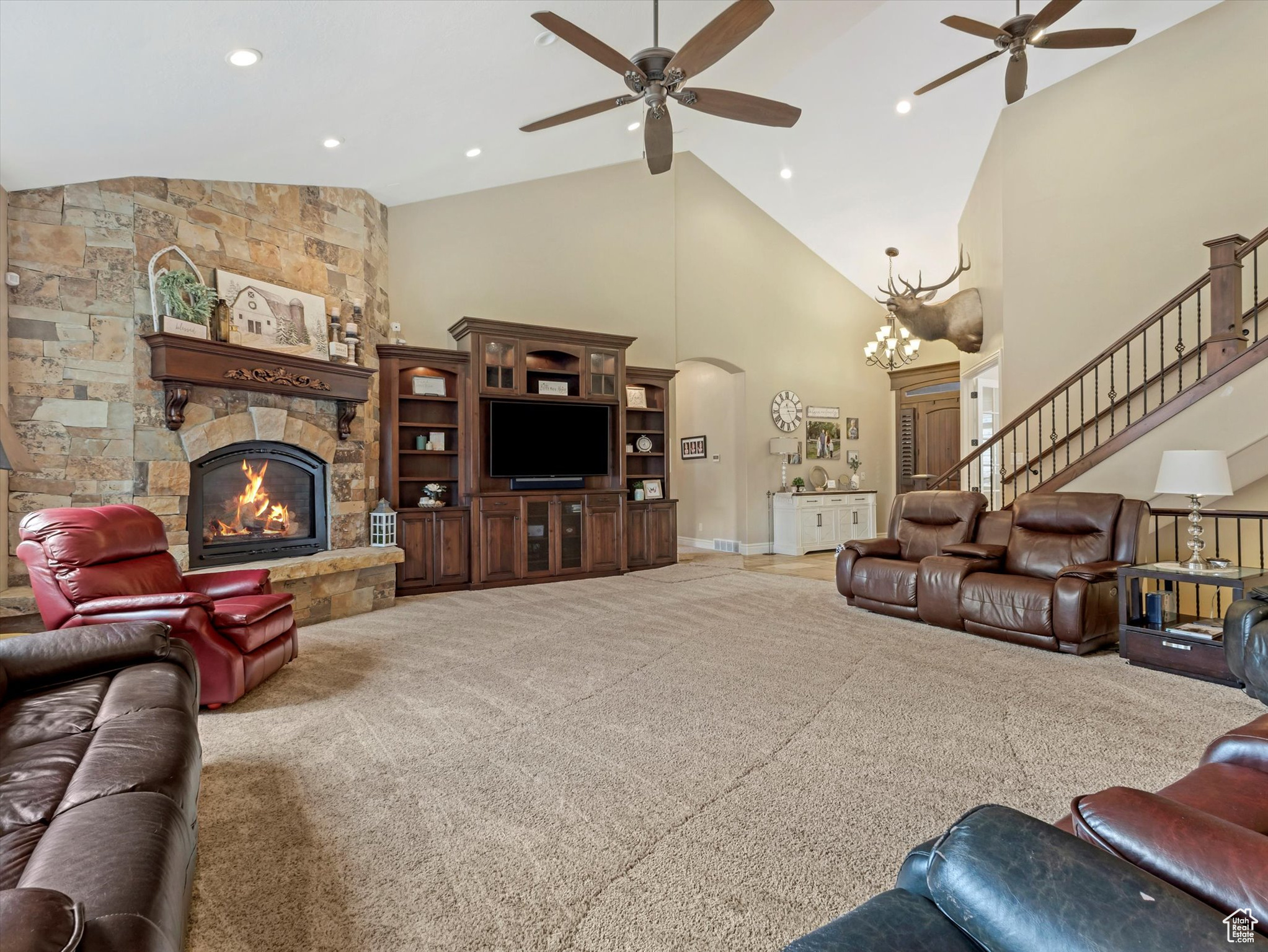 14738 S CURRANT CREEK CIR