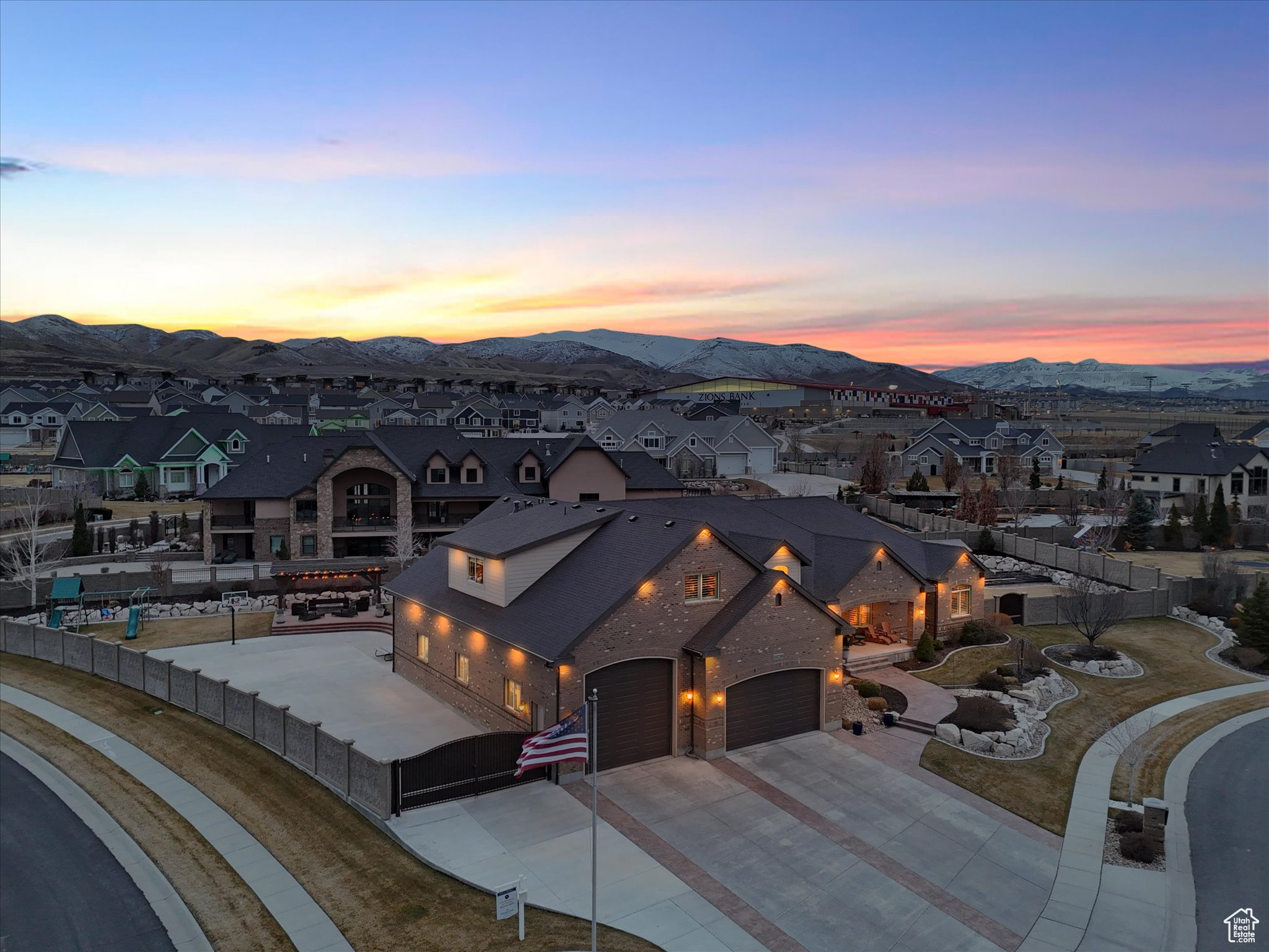 14738 S CURRANT CREEK CIR