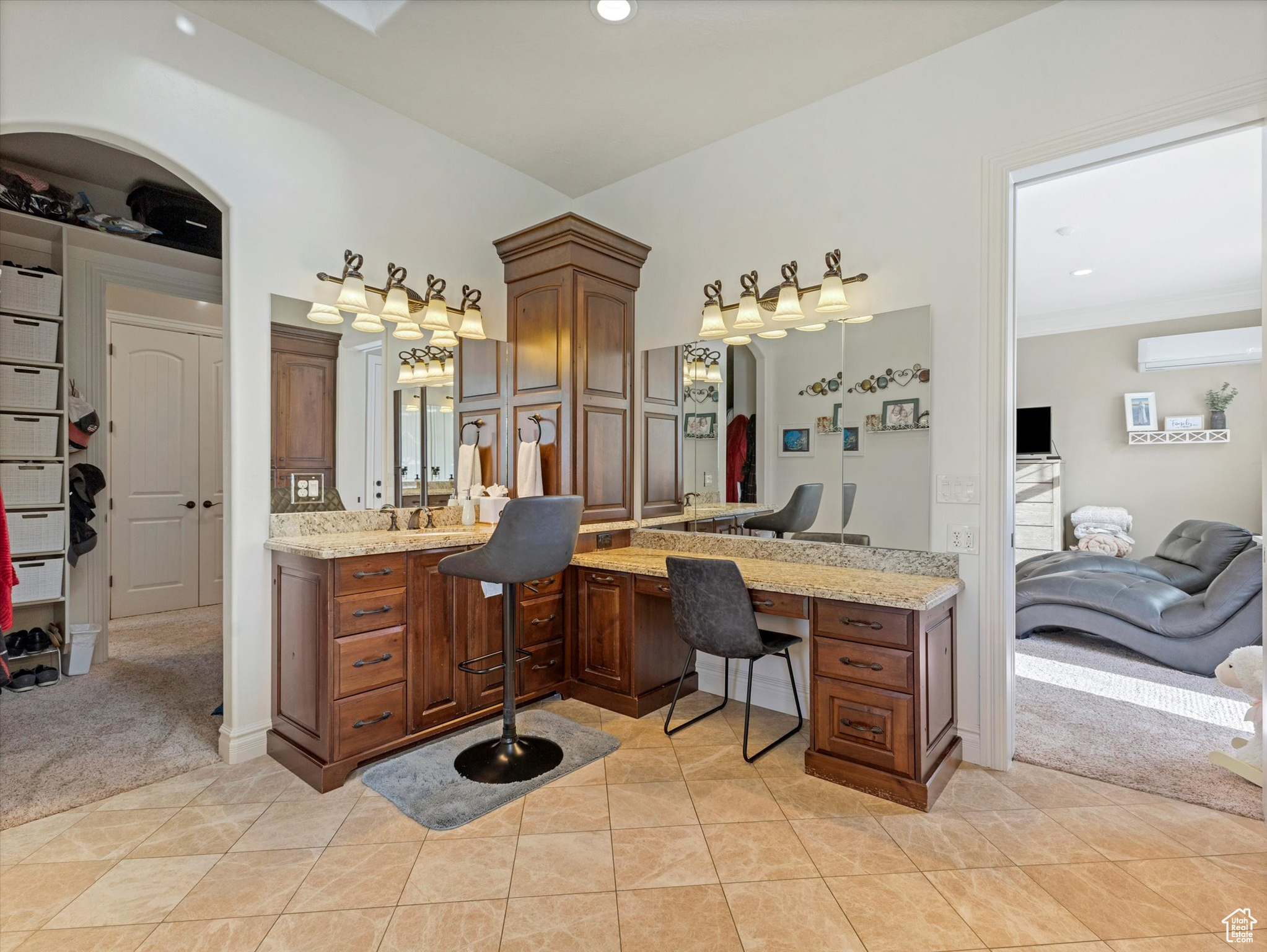 14738 S CURRANT CREEK CIR