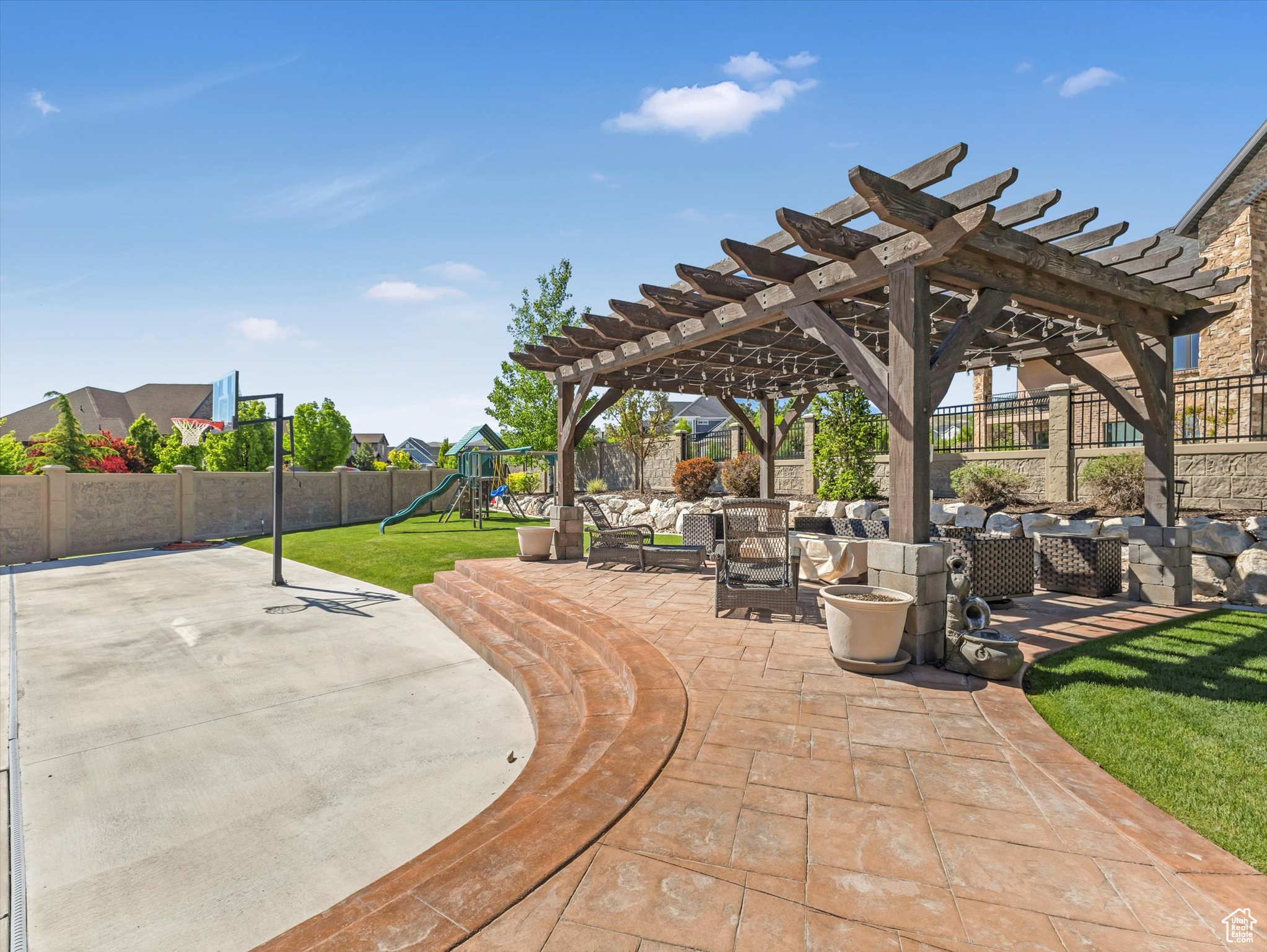14738 S CURRANT CREEK CIR