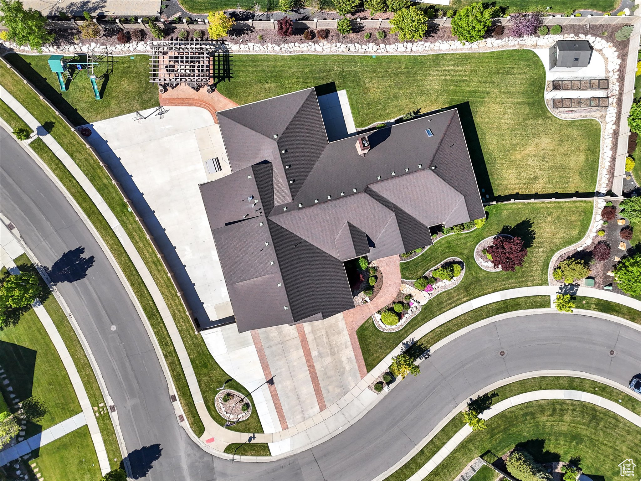 14738 S CURRANT CREEK CIR