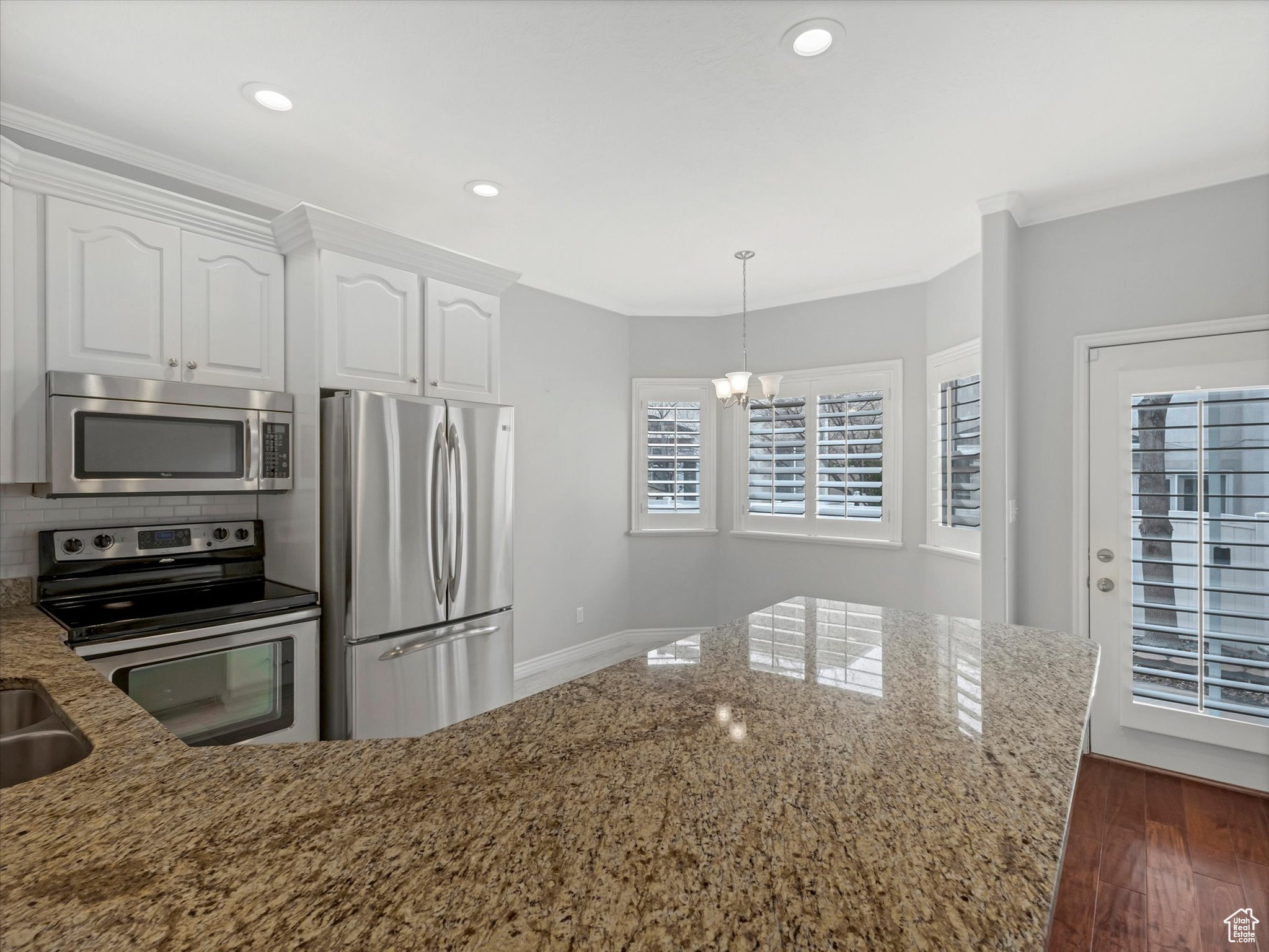 7814 S DOUGLAS FIR CV