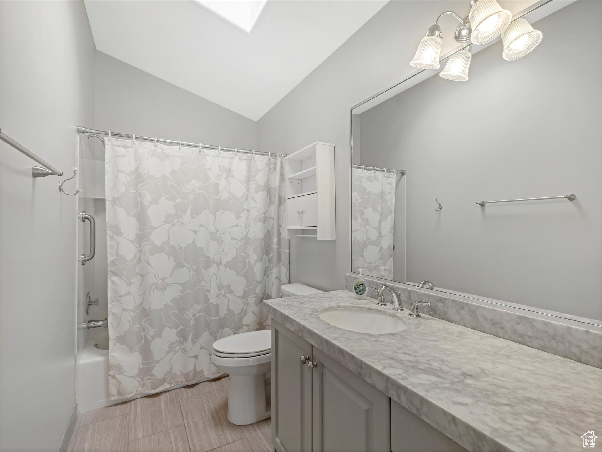 7814 S DOUGLAS FIR CV