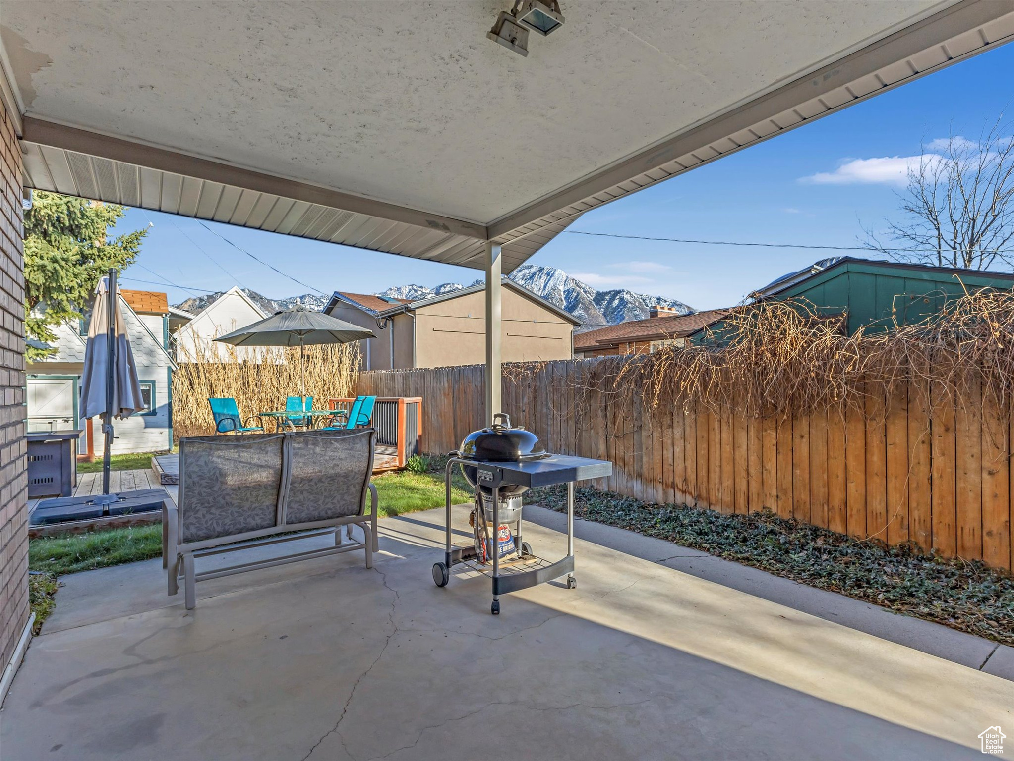 3803 S ARNETT CIR