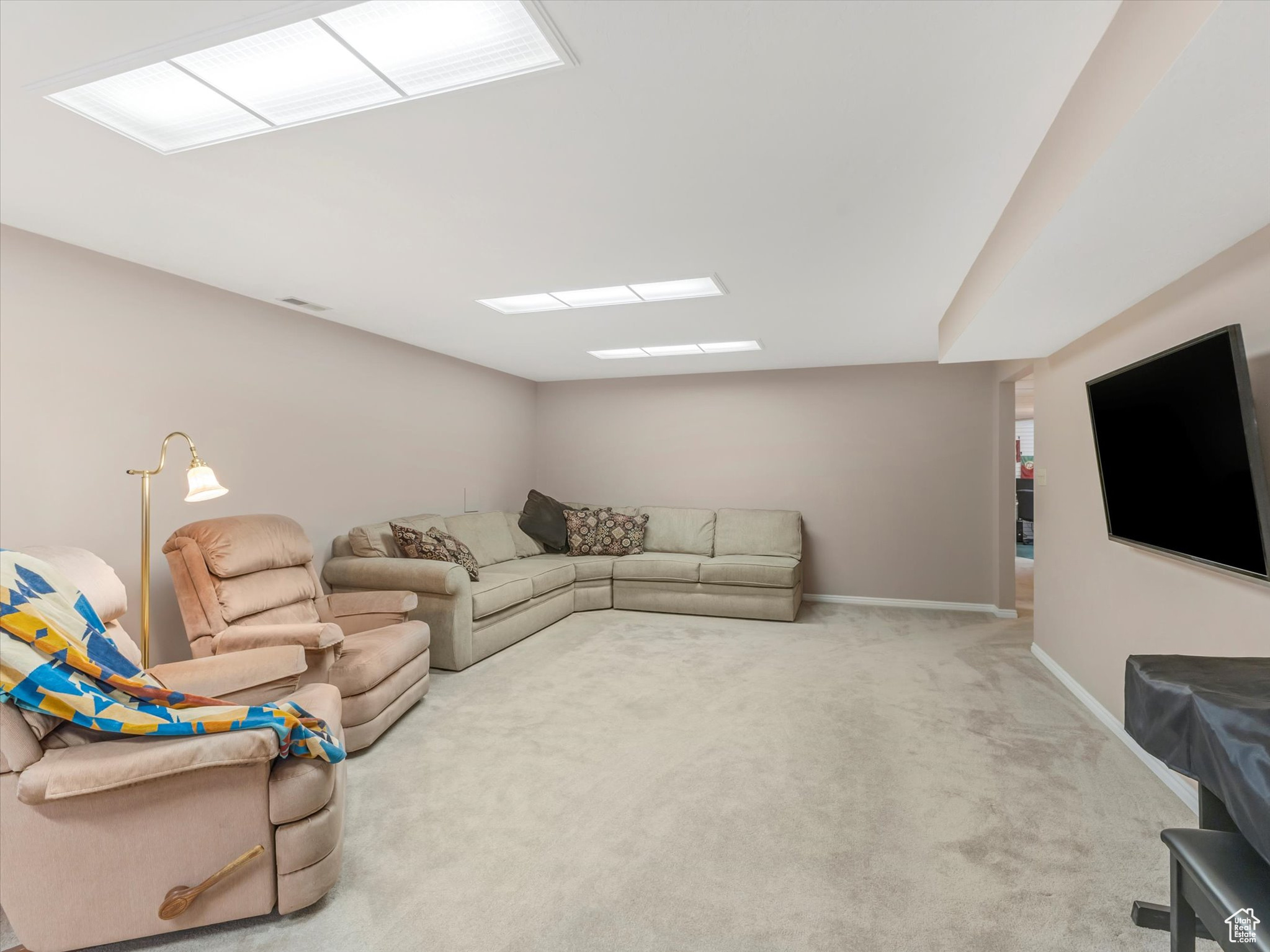 3803 S ARNETT CIR