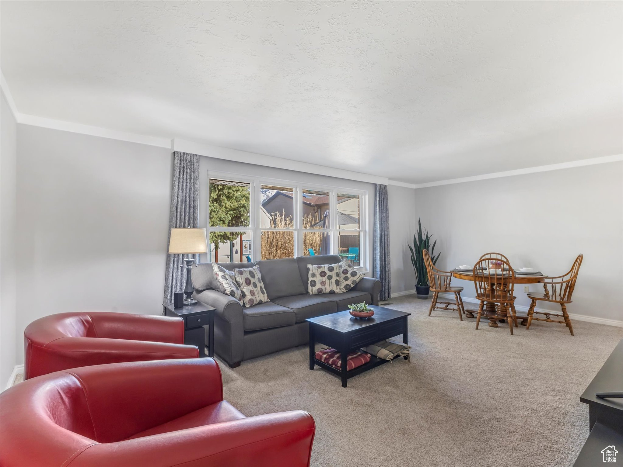 3803 S ARNETT CIR