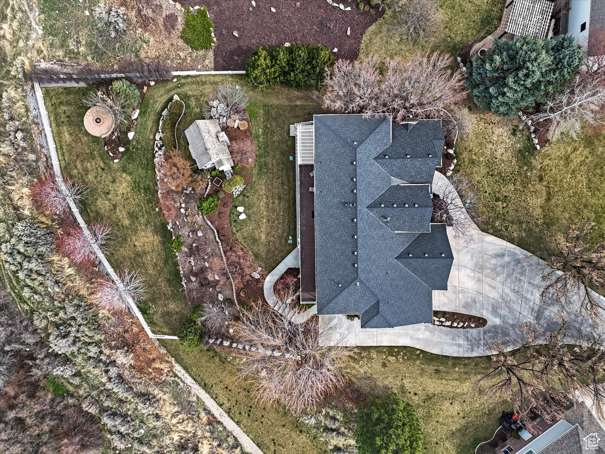 11207 S CRESCENTRIDGE CIR