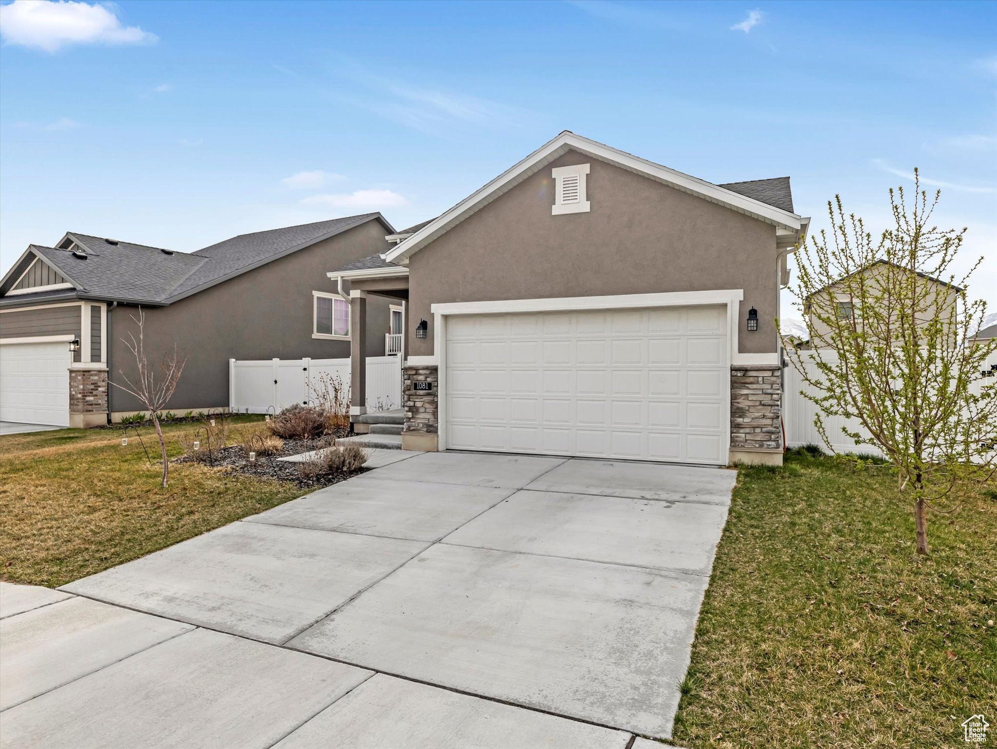1081 W SAGEWOOD DR