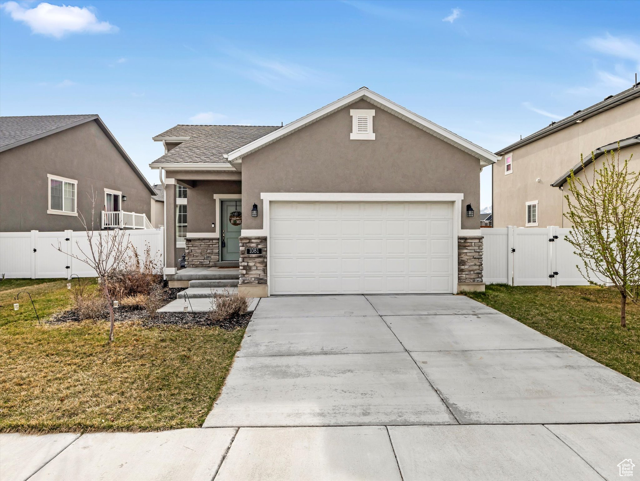 1081 W SAGEWOOD DR
