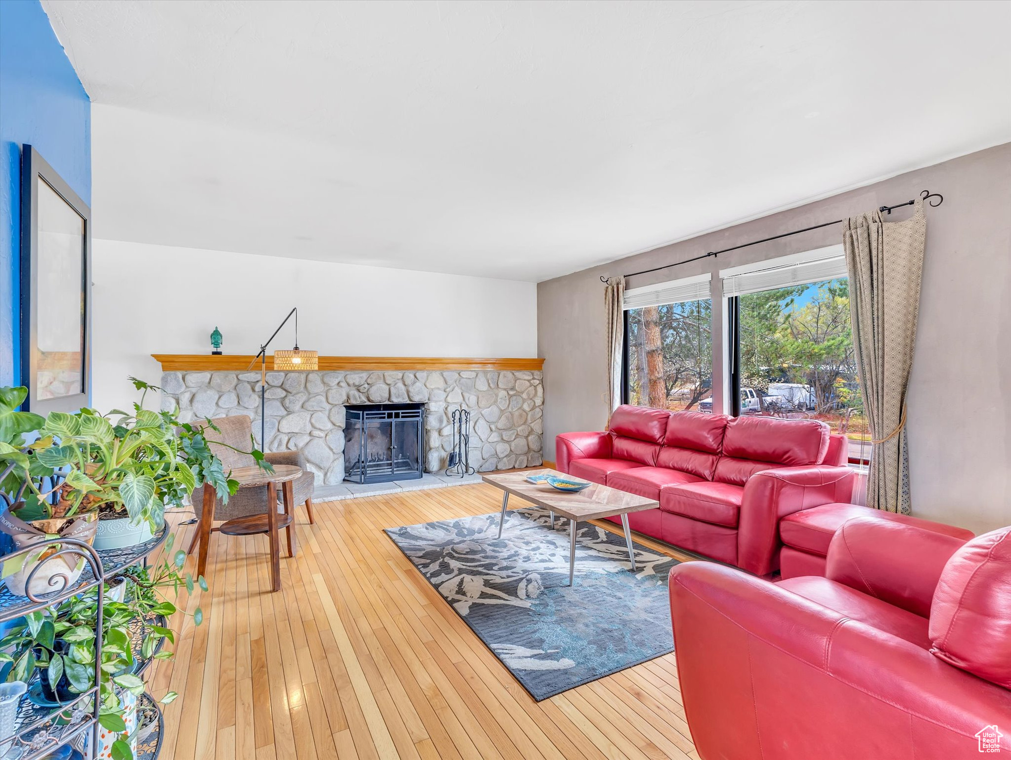 961 E HYLAND LAKE