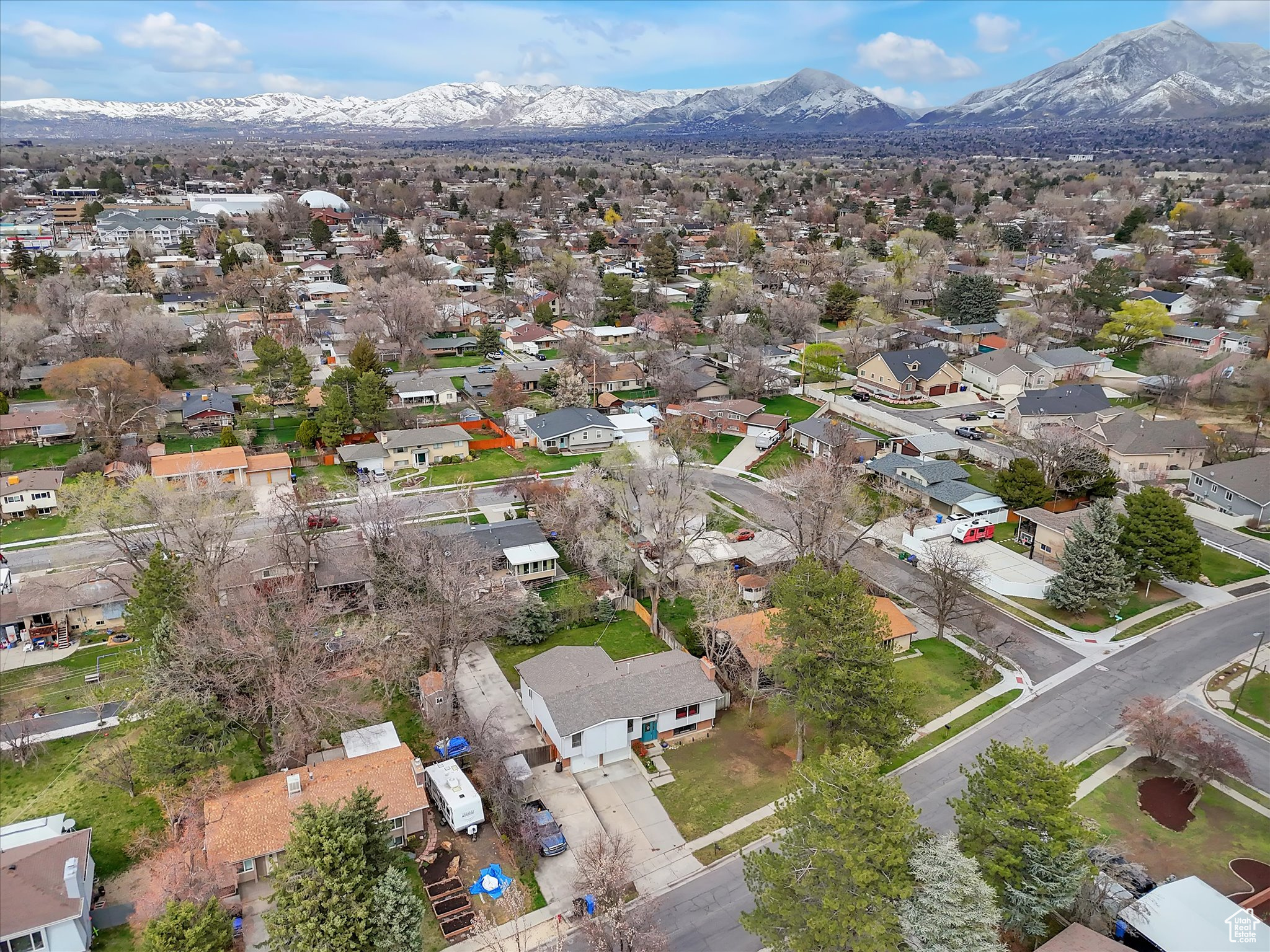 961 E HYLAND LAKE