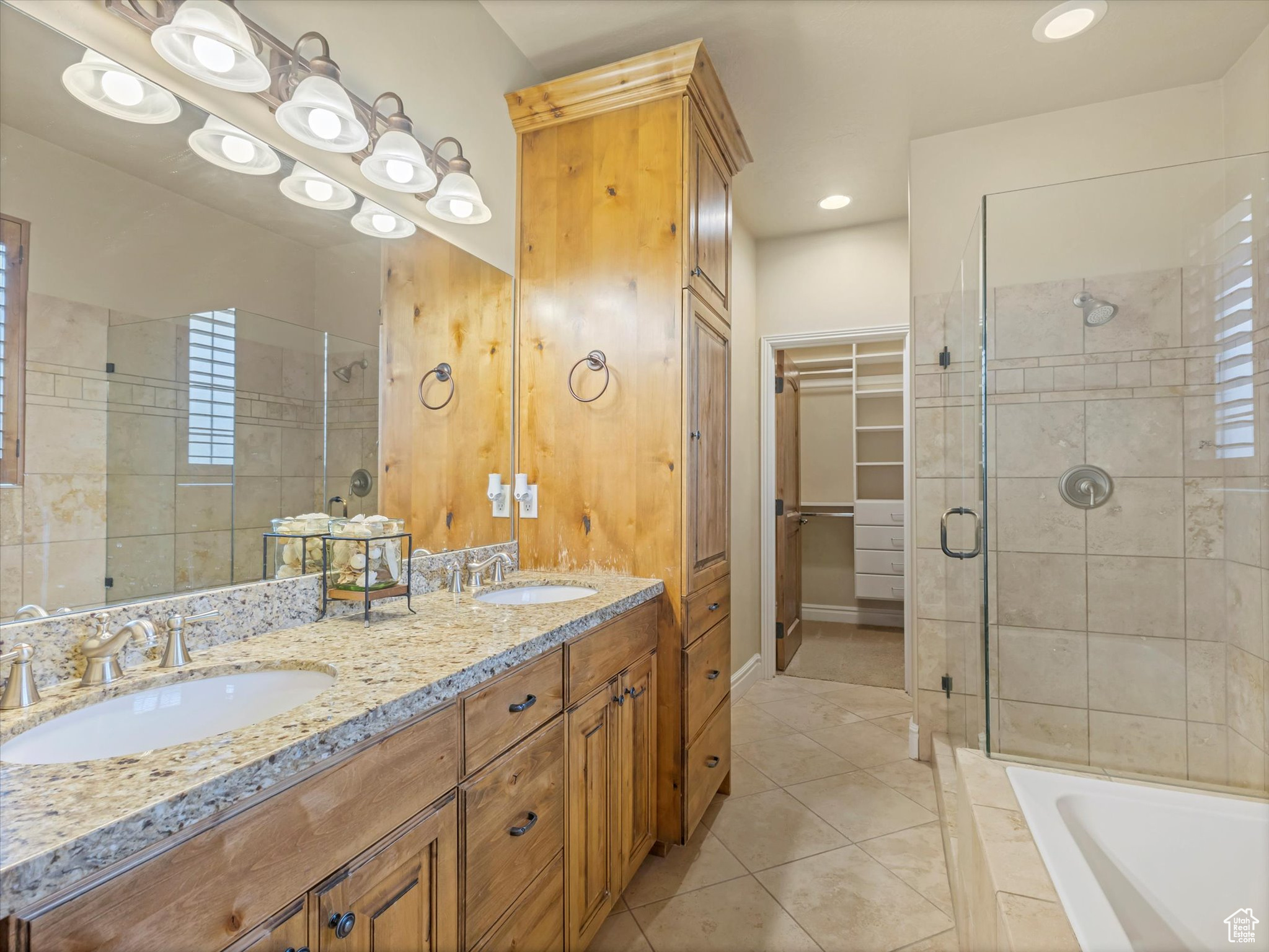 1470 E MORNING WOOD CT