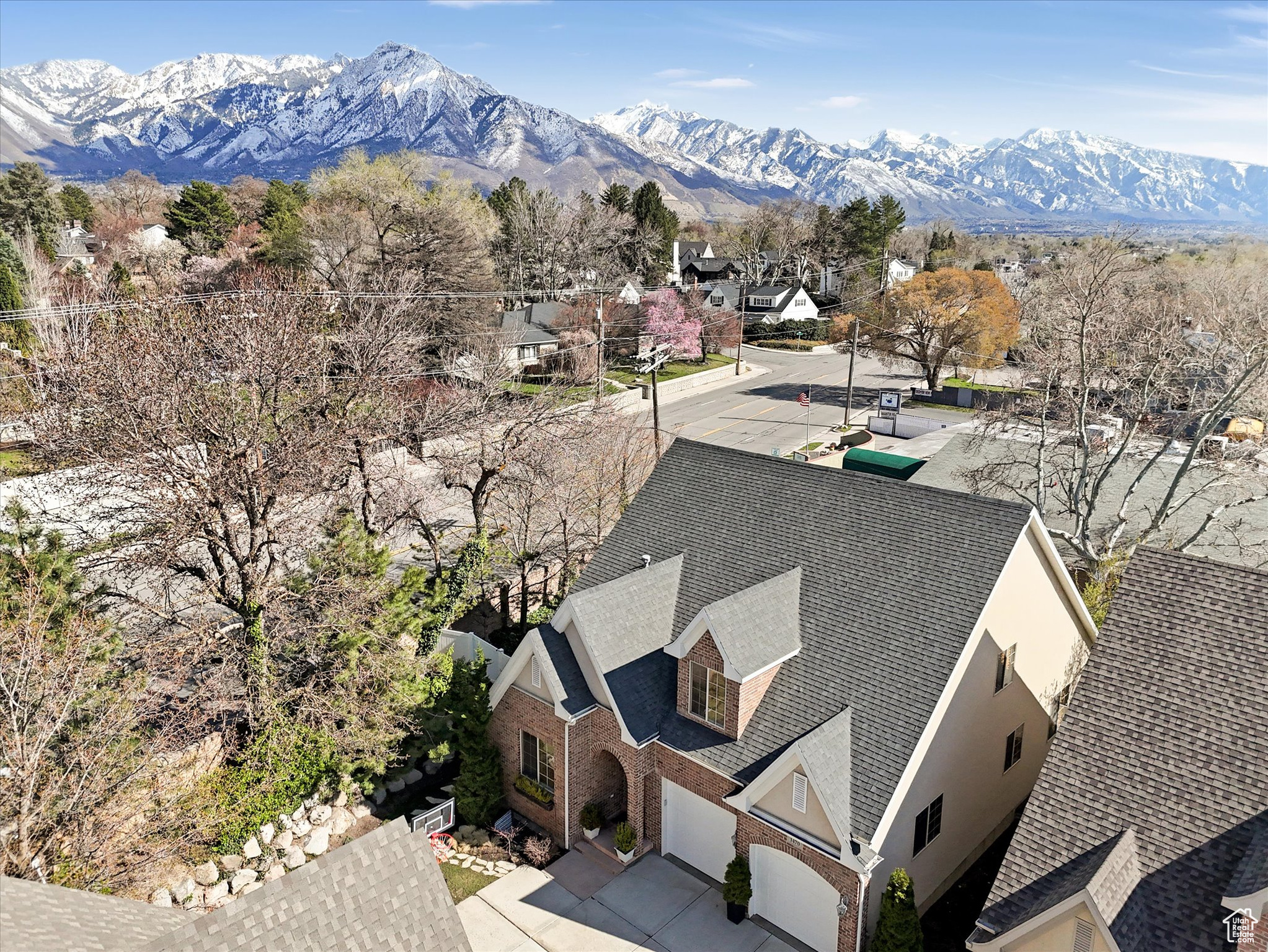 1470 E MORNING WOOD CT