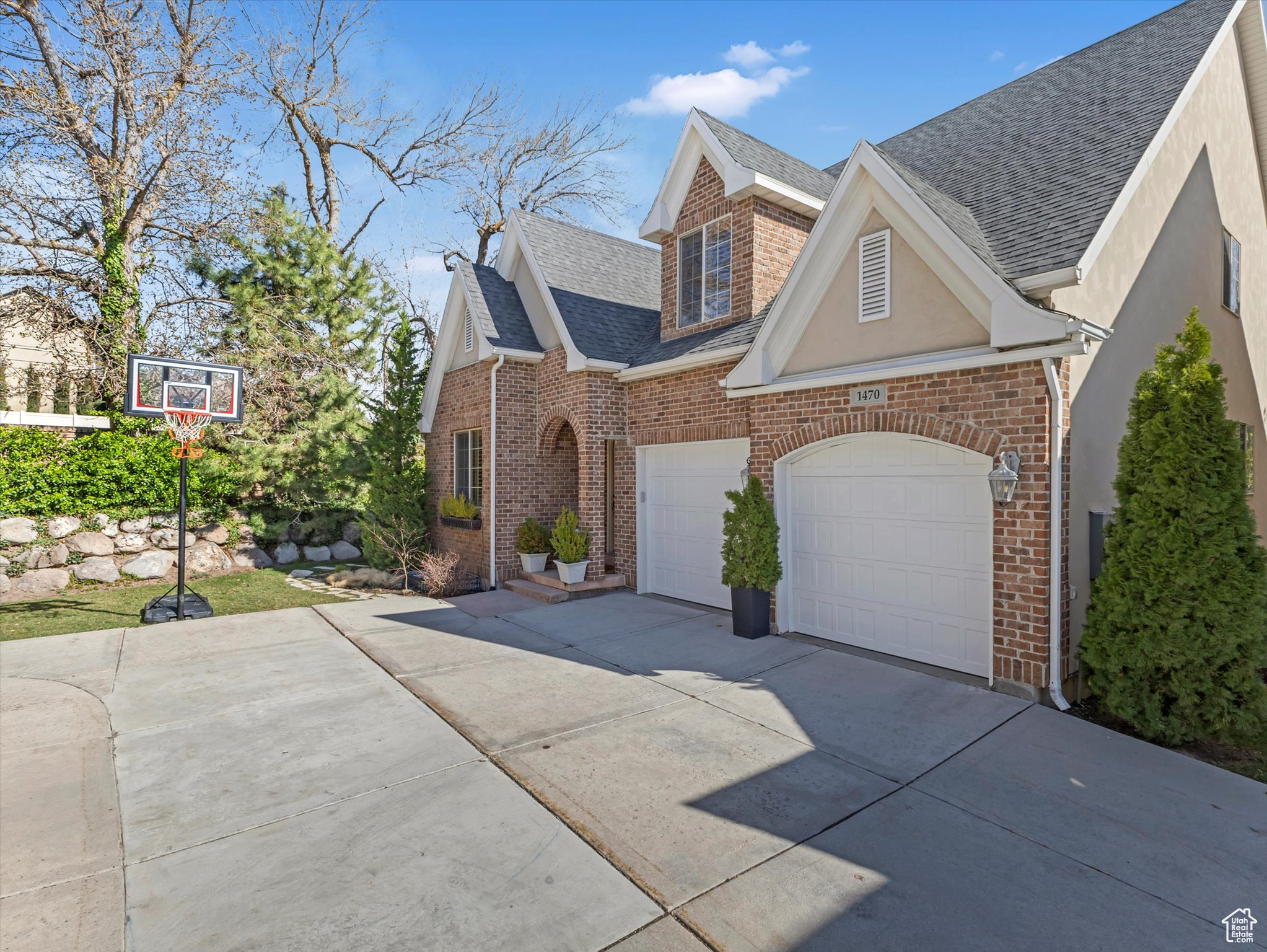 1470 E MORNING WOOD CT