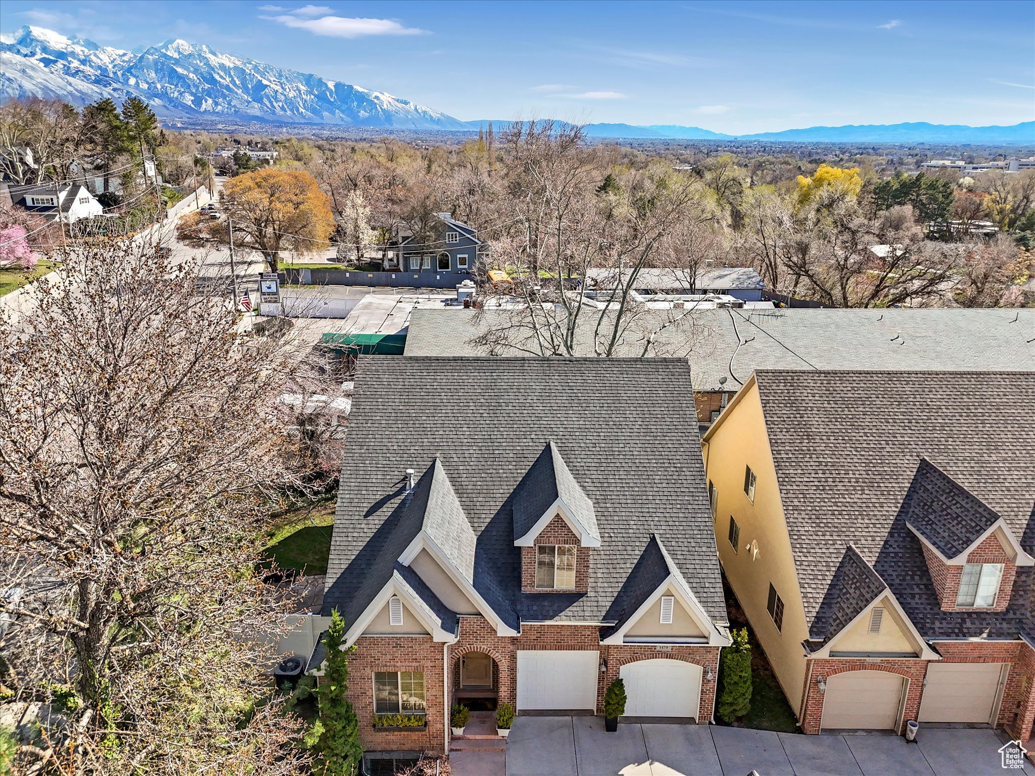 1470 E MORNING WOOD CT