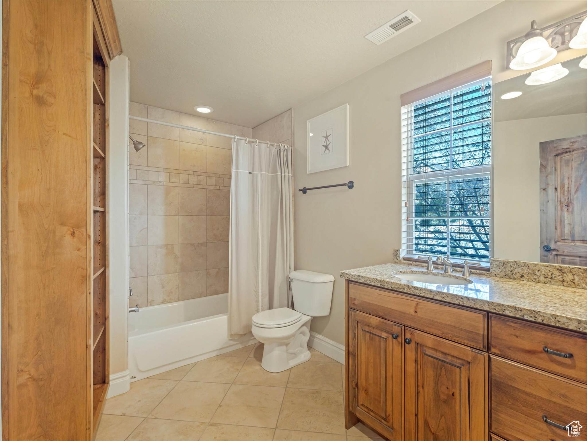 1470 E MORNING WOOD CT