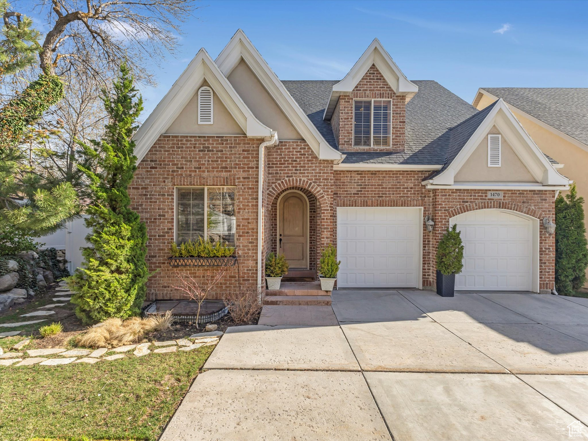 1470 E MORNING WOOD CT