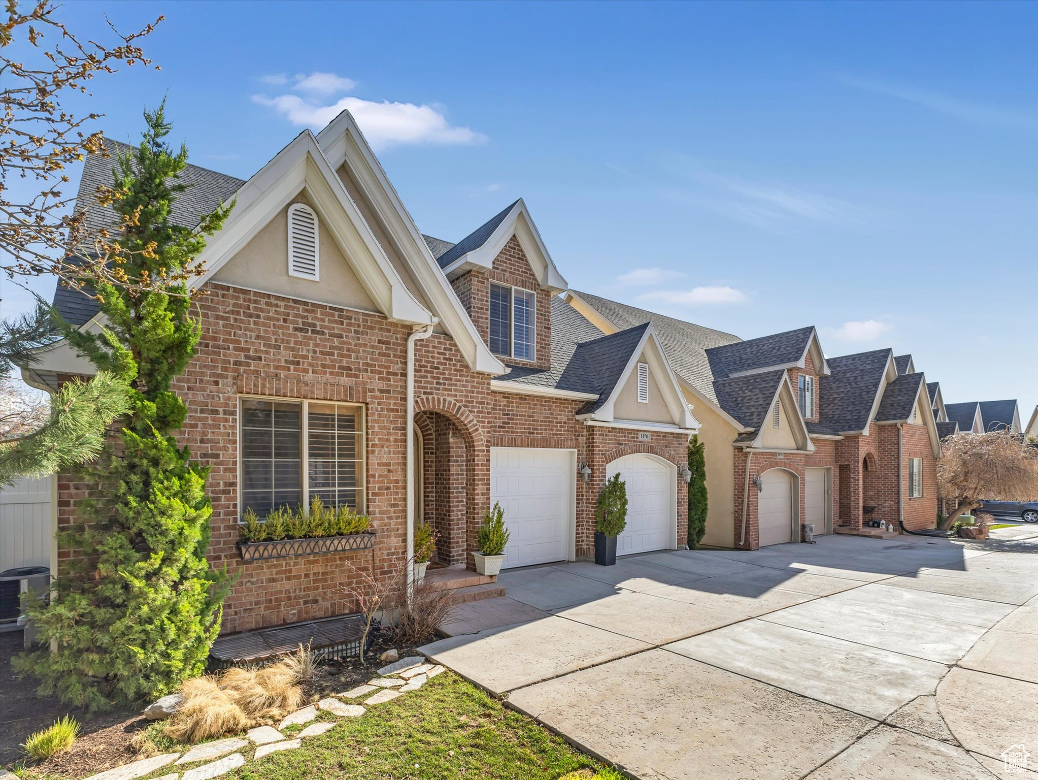 1470 E MORNING WOOD CT