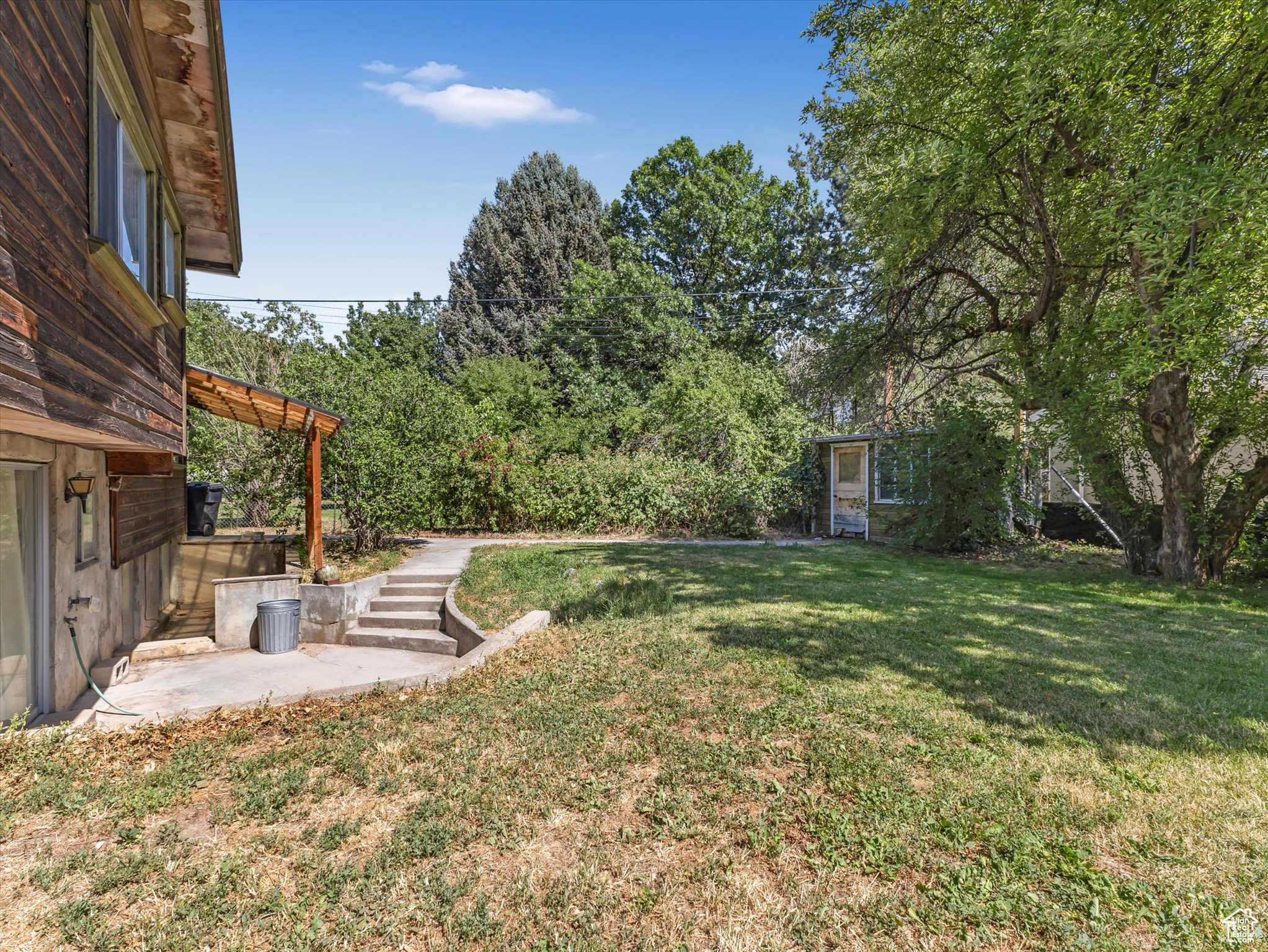 2184 E BENDAMERE CIR