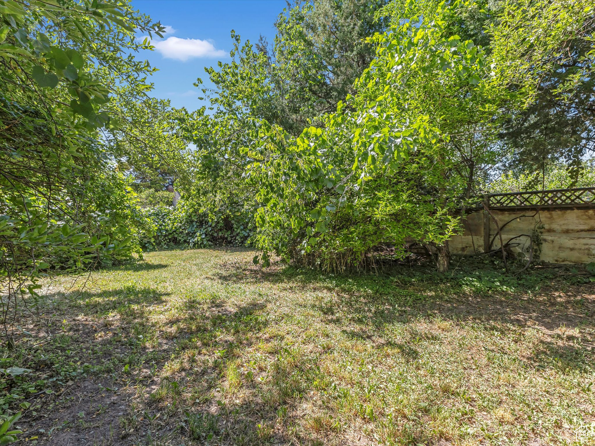 2184 E BENDAMERE CIR
