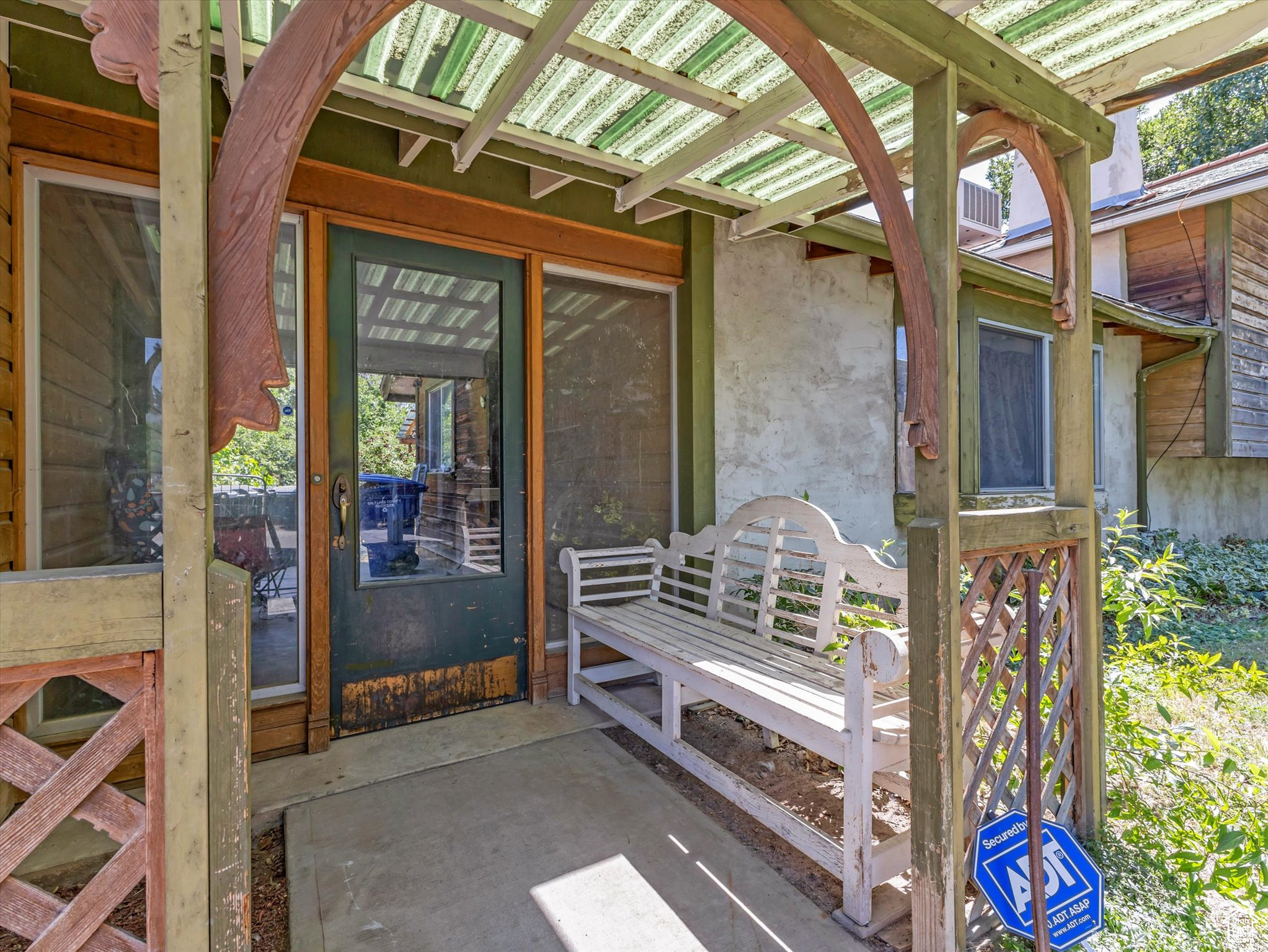 2184 E BENDAMERE CIR