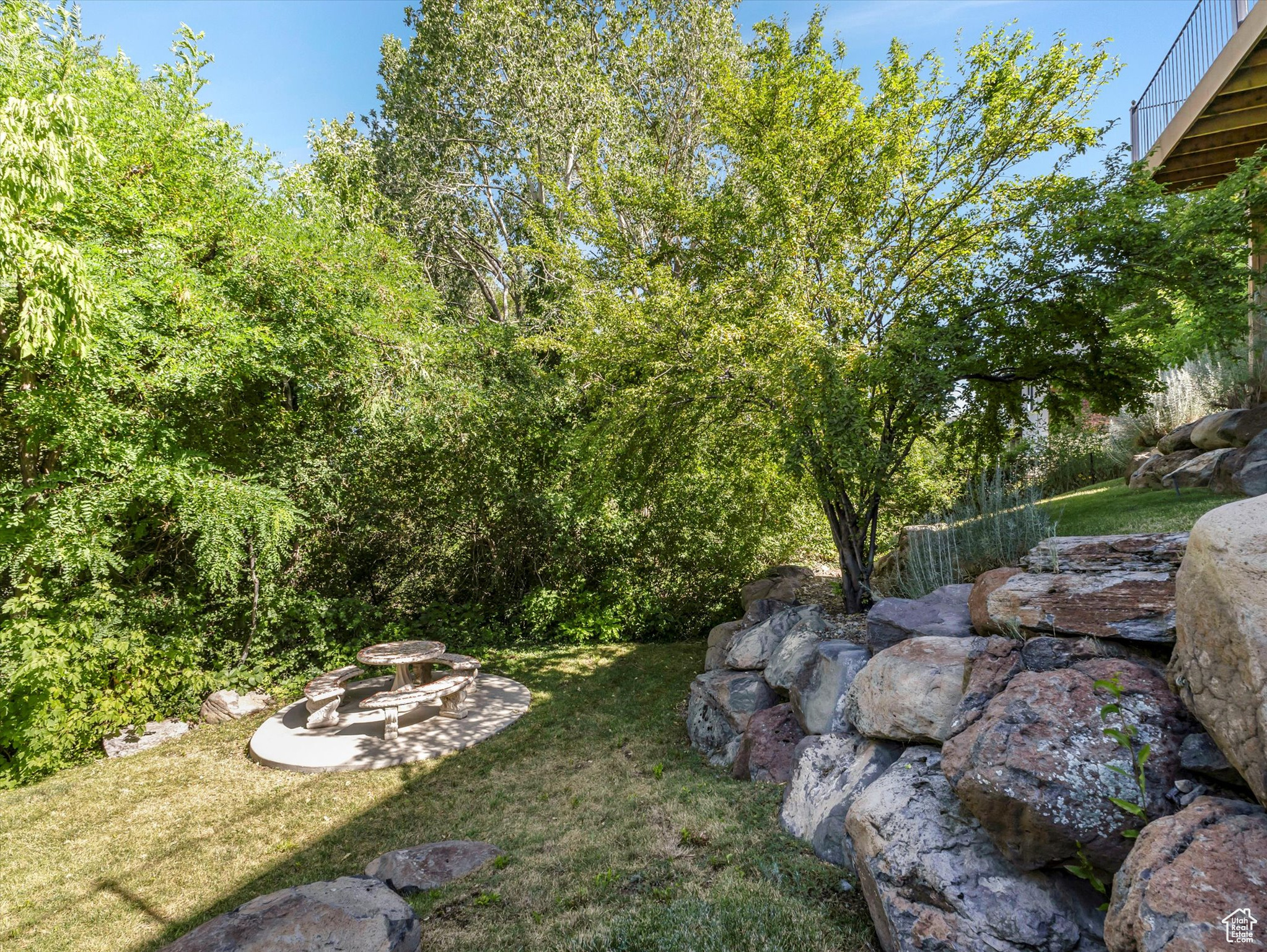 2960 E OAK PARK LN