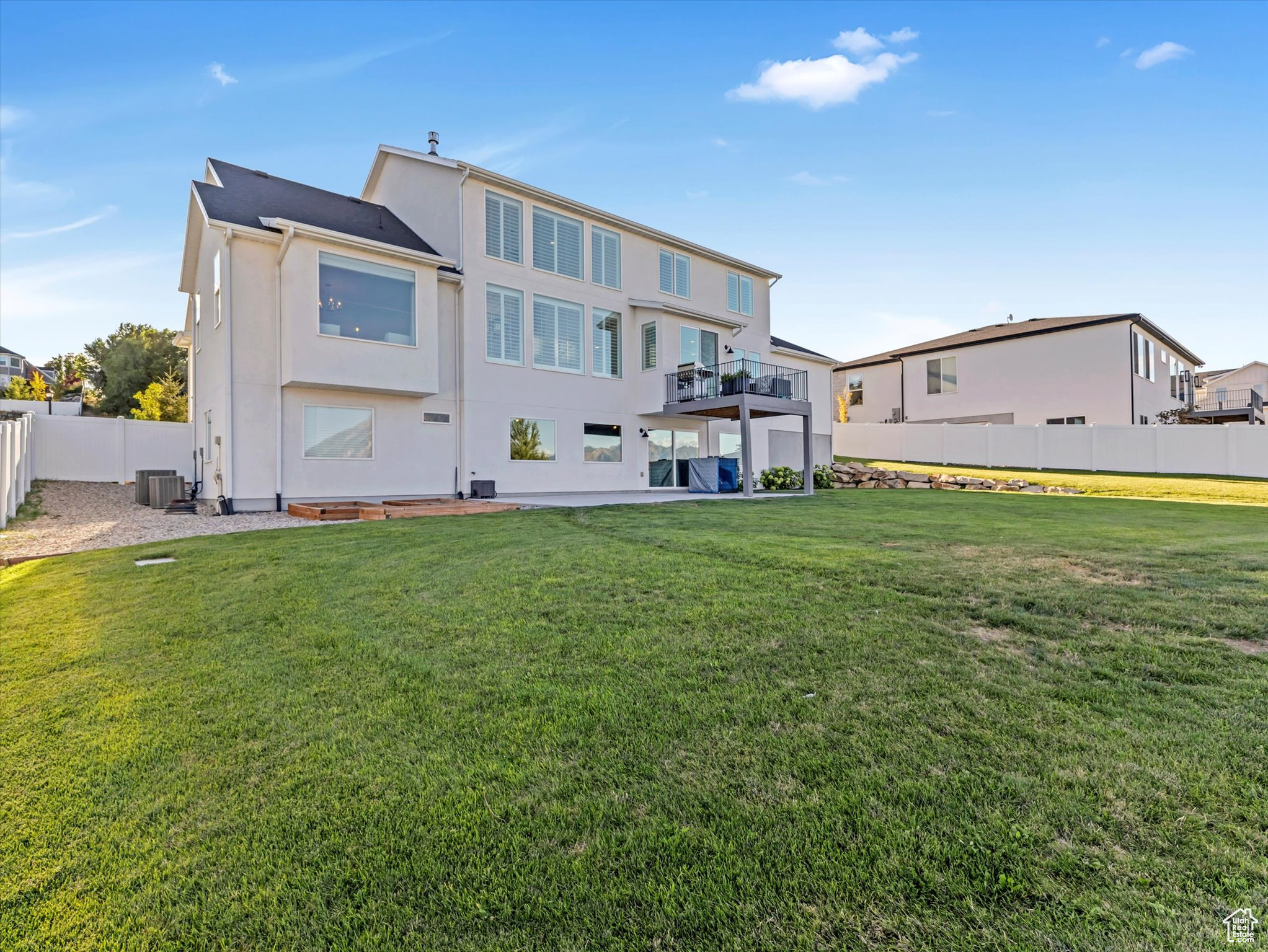 11619 S HALCOM DR