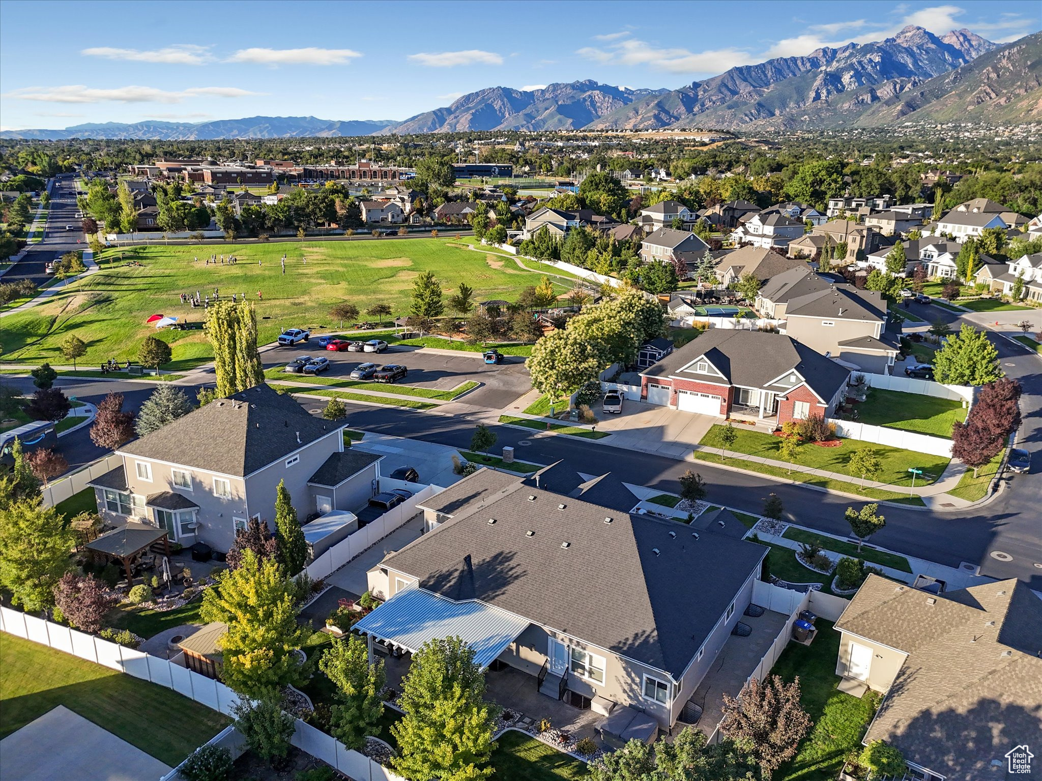 13270 S LAKEMONT DR