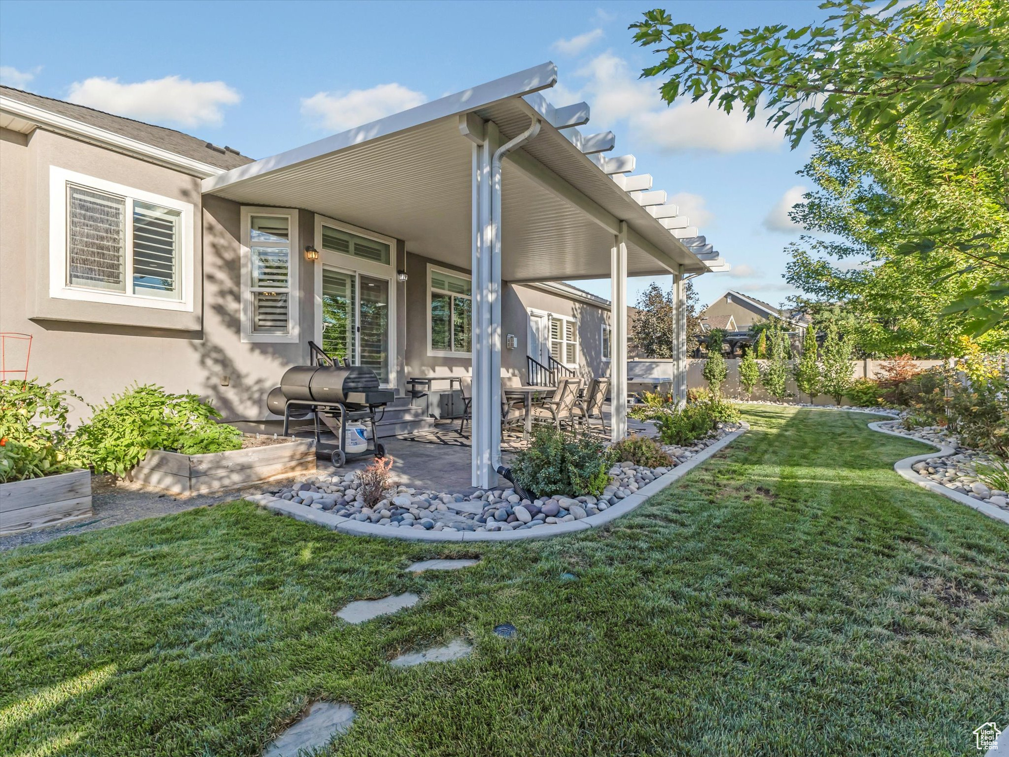 13270 S LAKEMONT DR