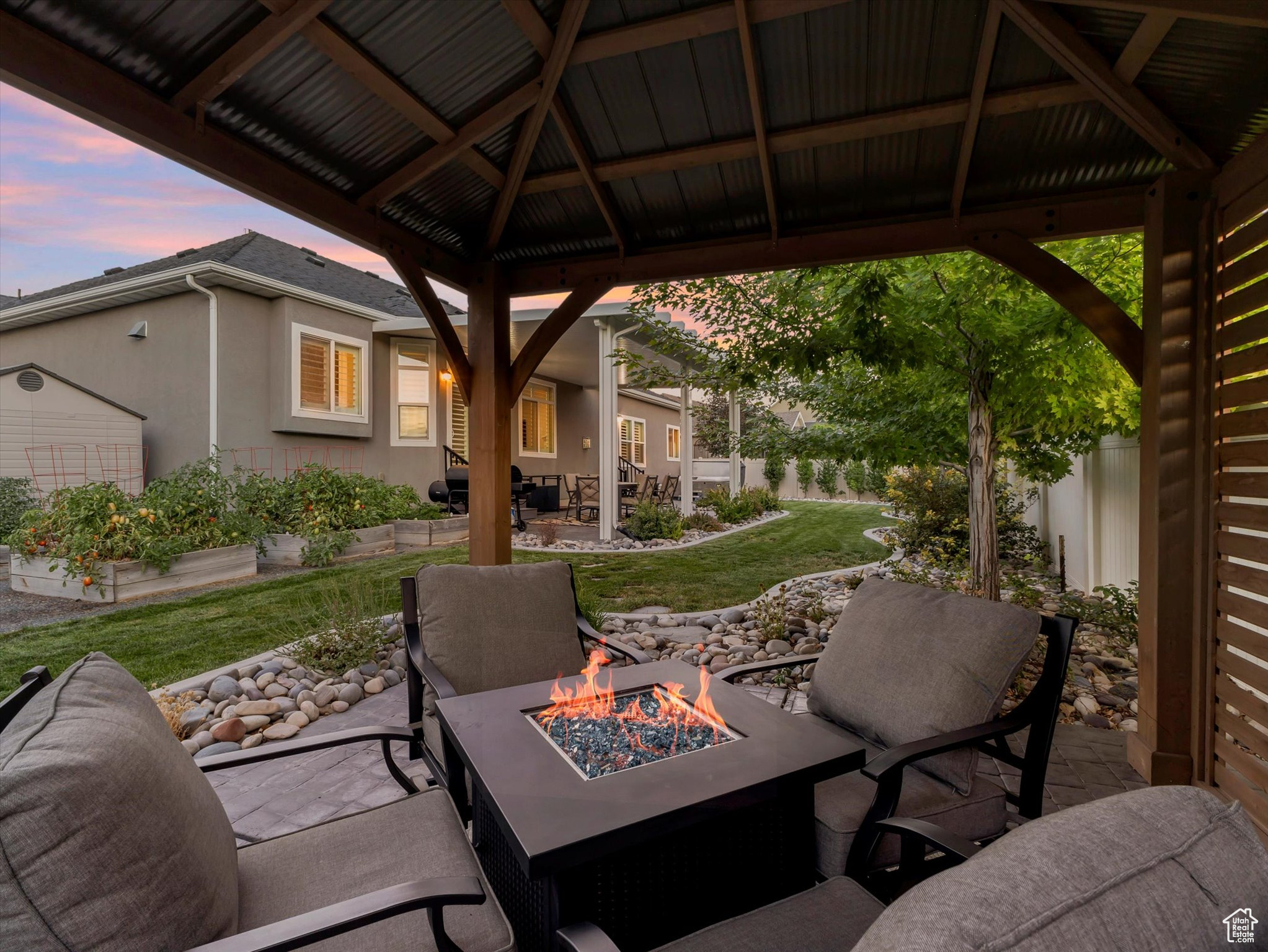 13270 S LAKEMONT DR